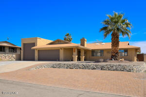 2830 Yuma Dr Property Photo 2