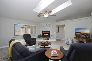 2830 Yuma Dr Property Photo 9