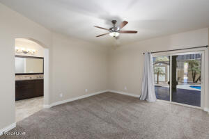 1210 Cascade Dr Property Photo 9