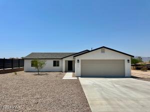 4610 Tule Dr Property Photo