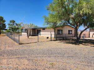 4620 W Quartzite Dr Property Photo