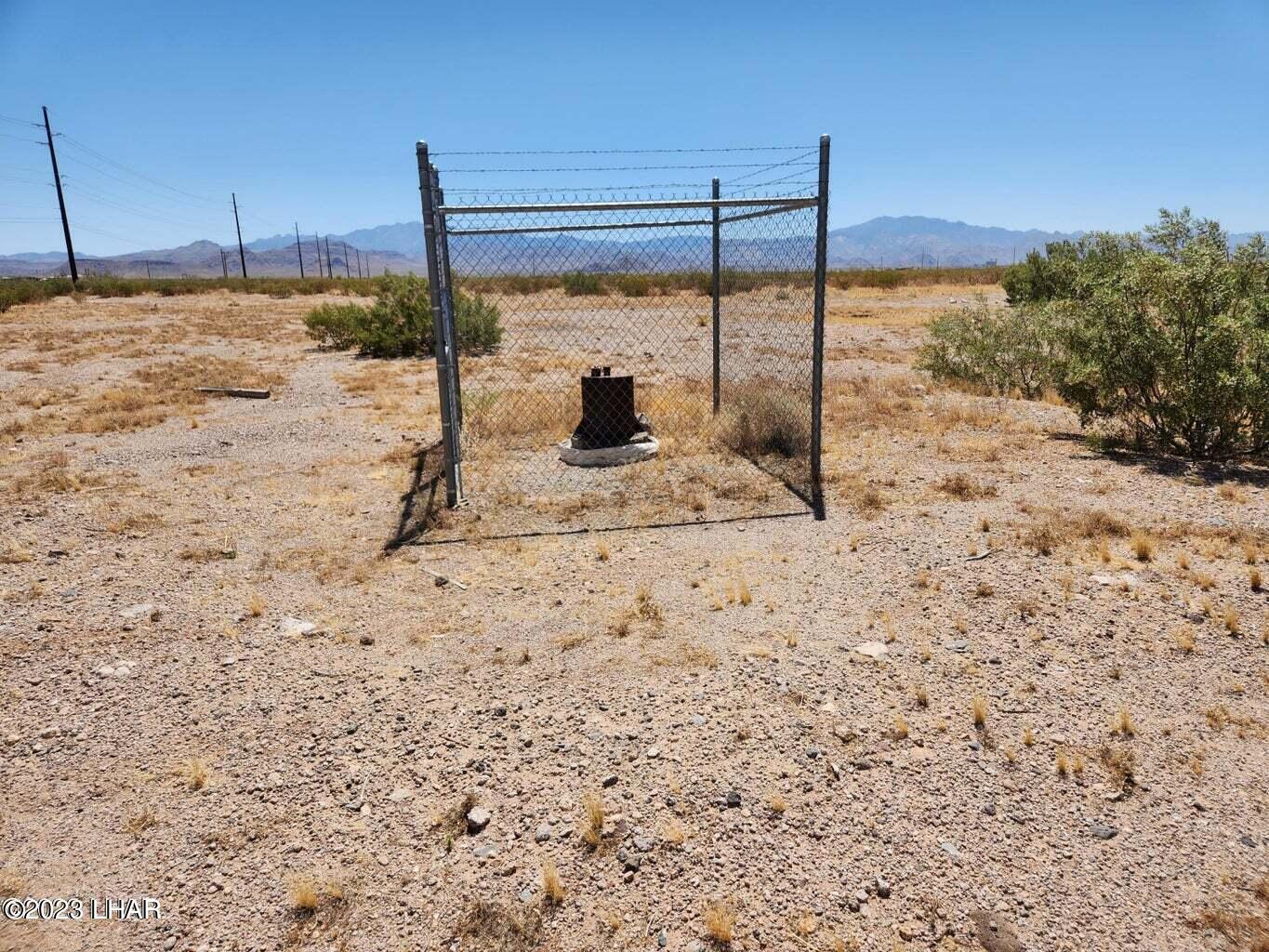 000 W Quartzite Dr Property Photo