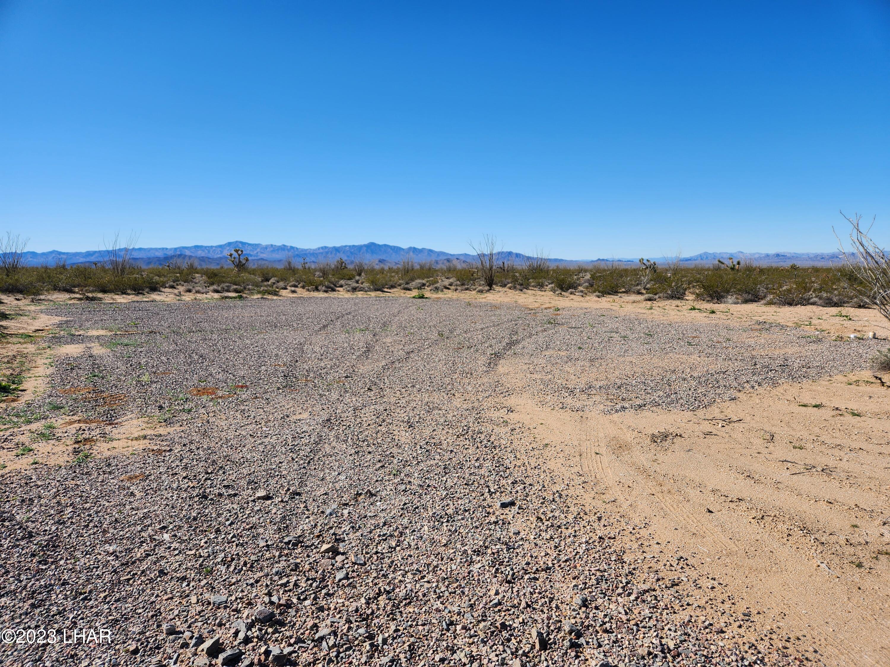 000 W Cielo Rd Property Photo 15