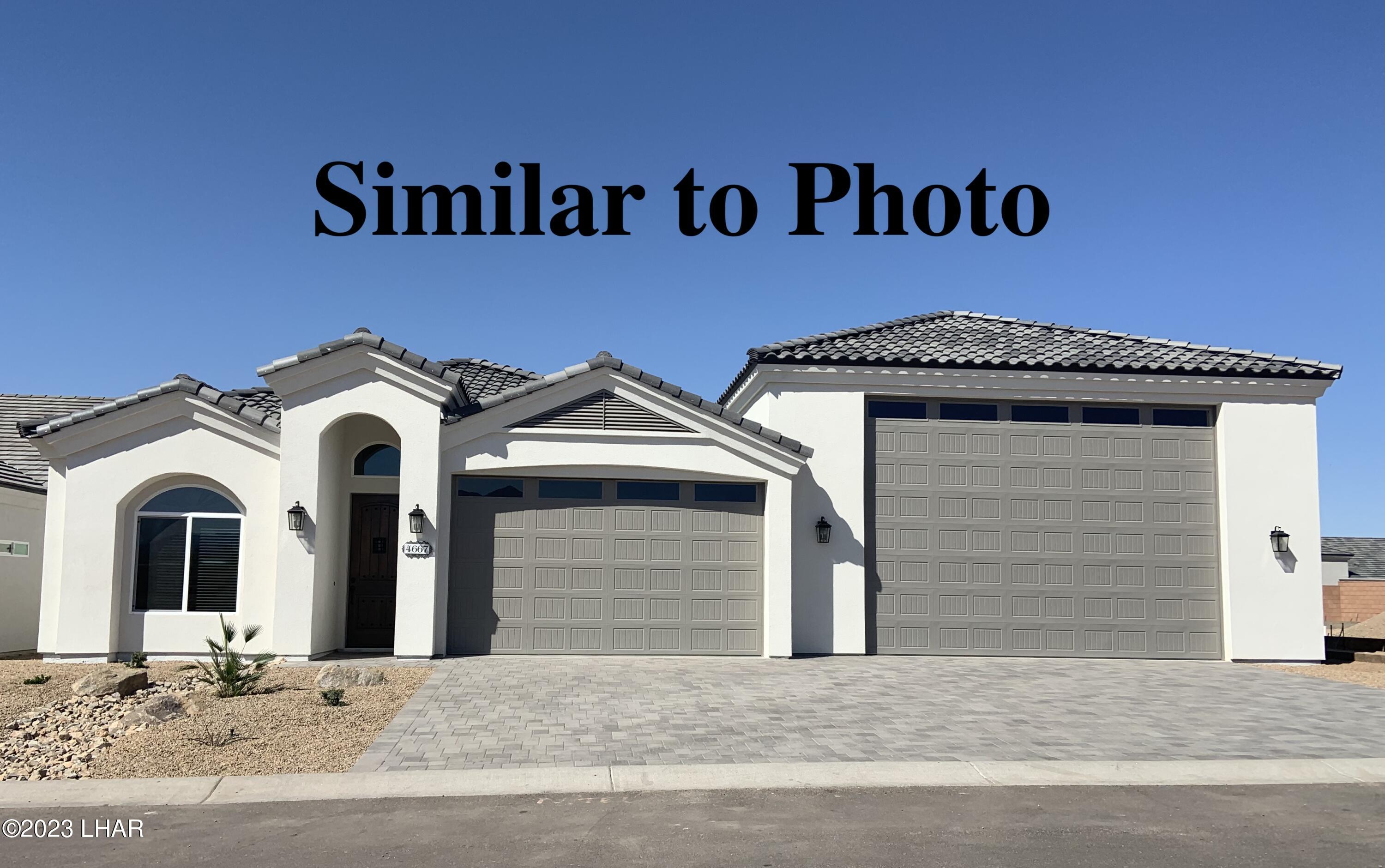1790 E Persimmon Ave Property Photo 1
