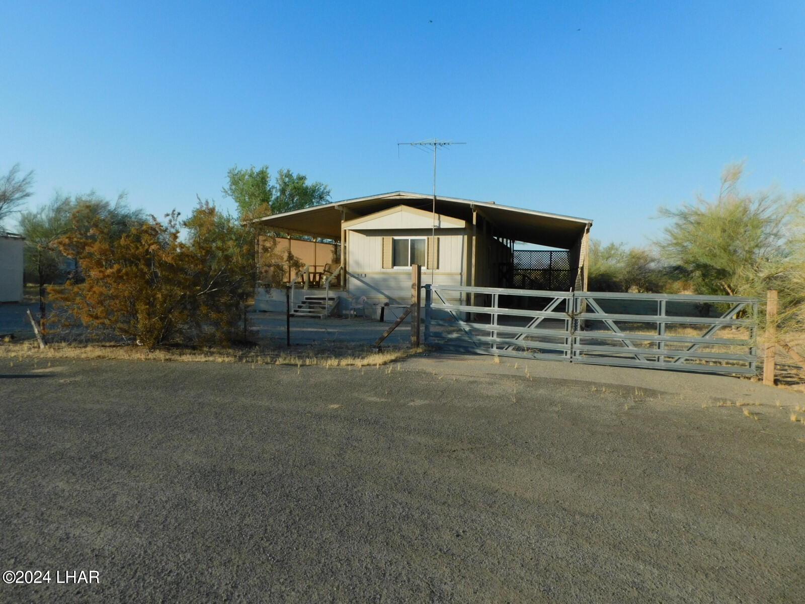 42770 Winema Dr Property Photo