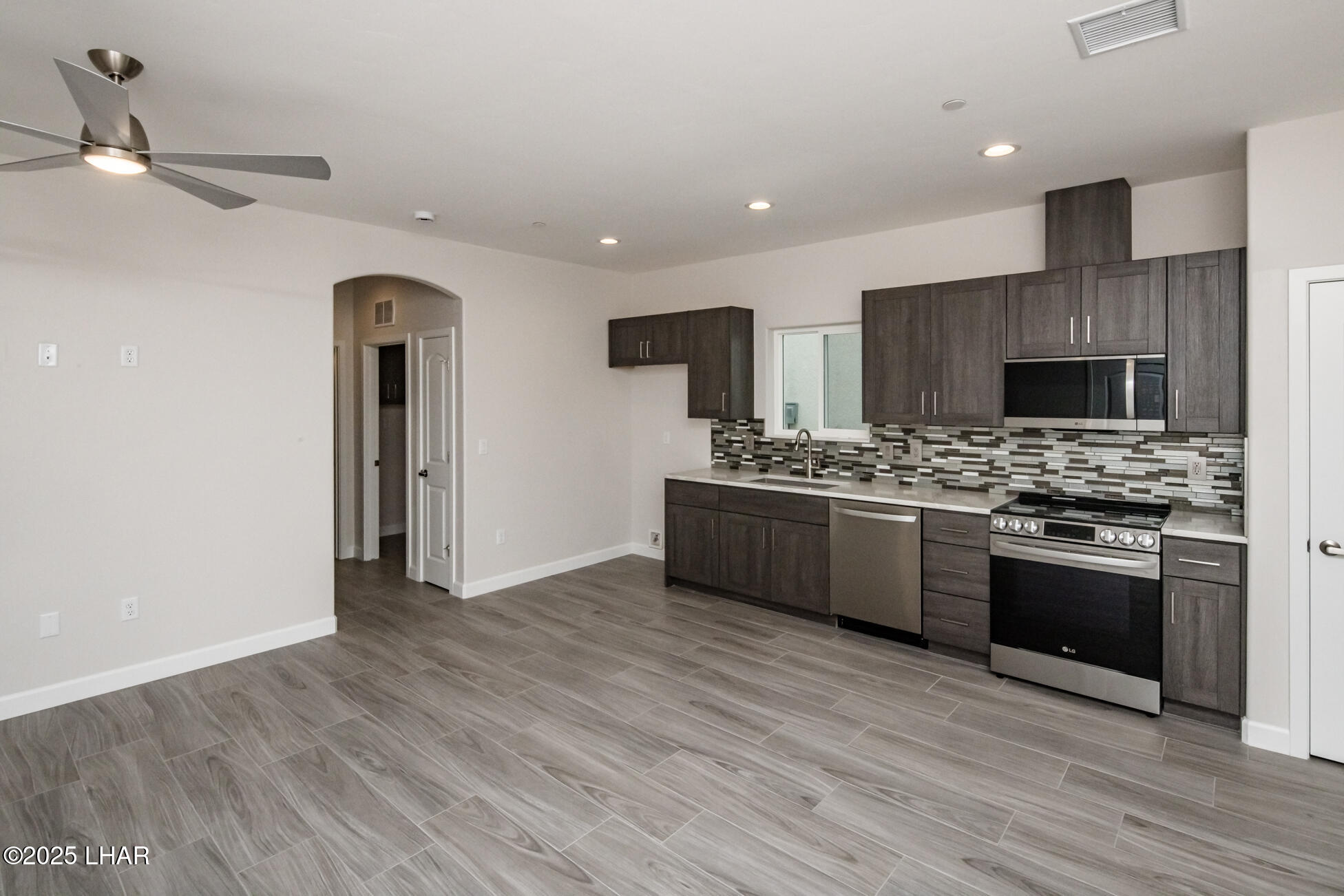 2080 Swanson Ave, Unit I Property Photo 5