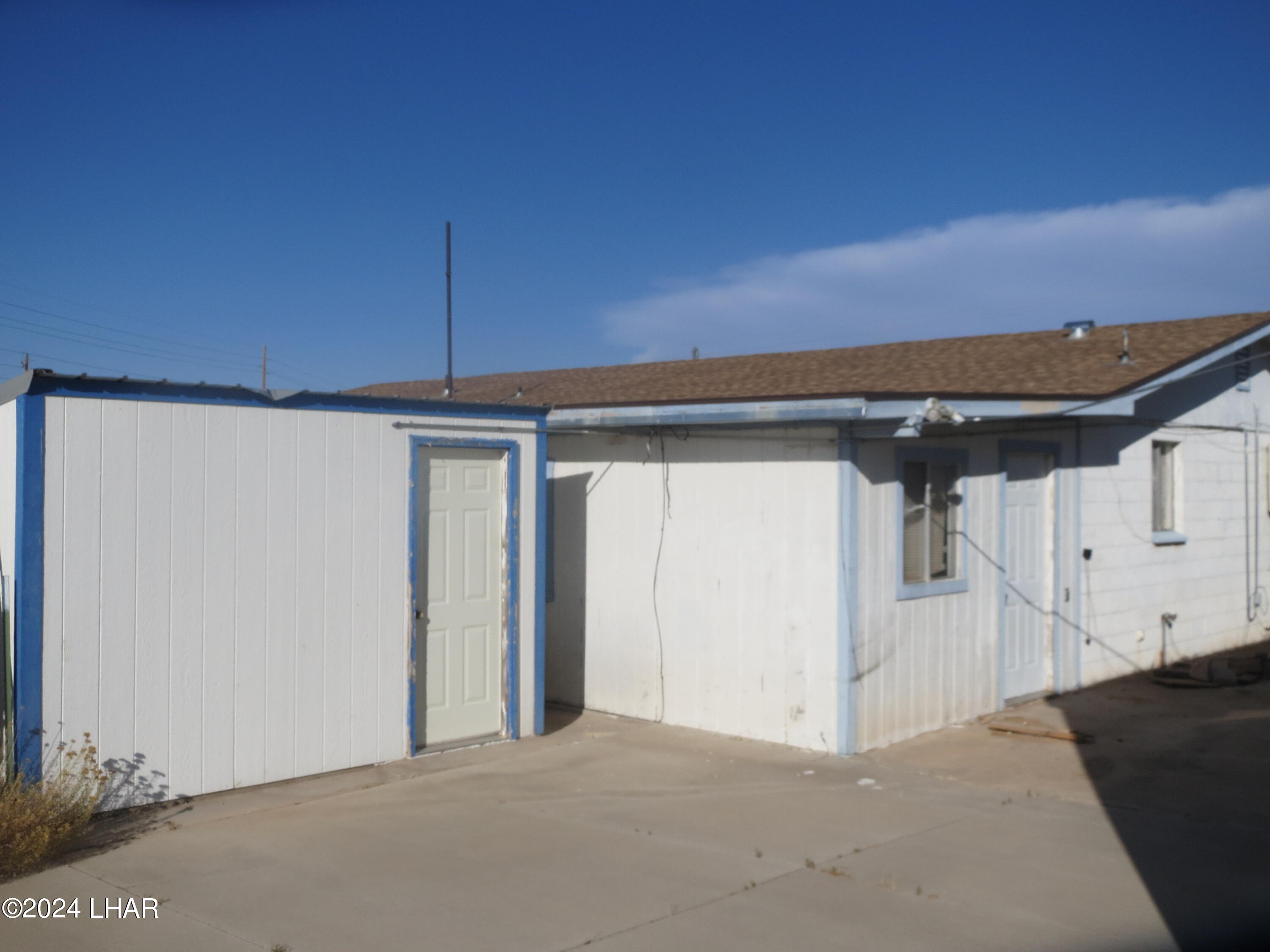 14501 N Canyon Dr Property Photo 4