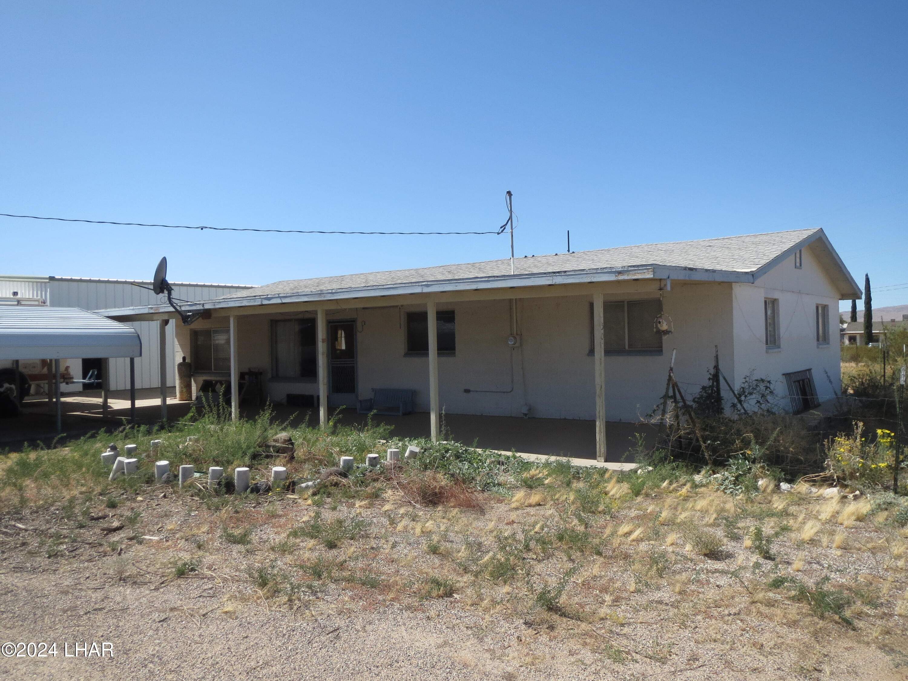 14501 N Canyon Dr Property Photo 6