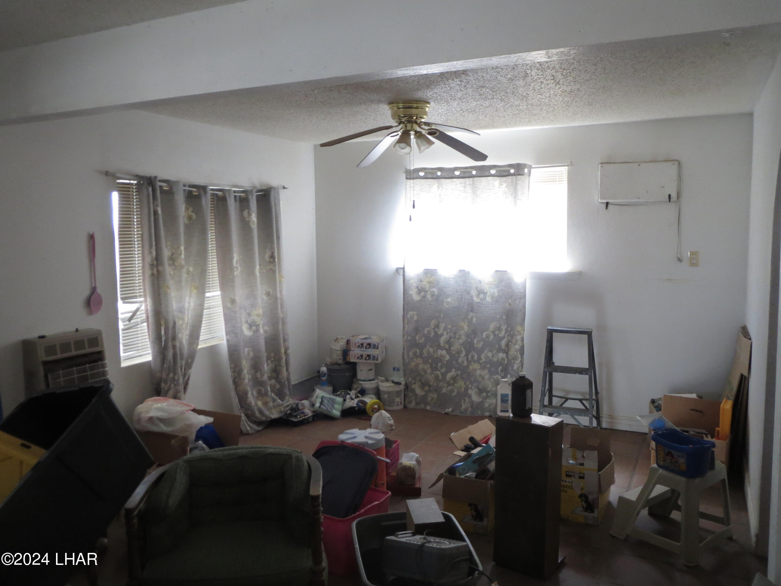 14501 N Canyon Dr Property Photo 8