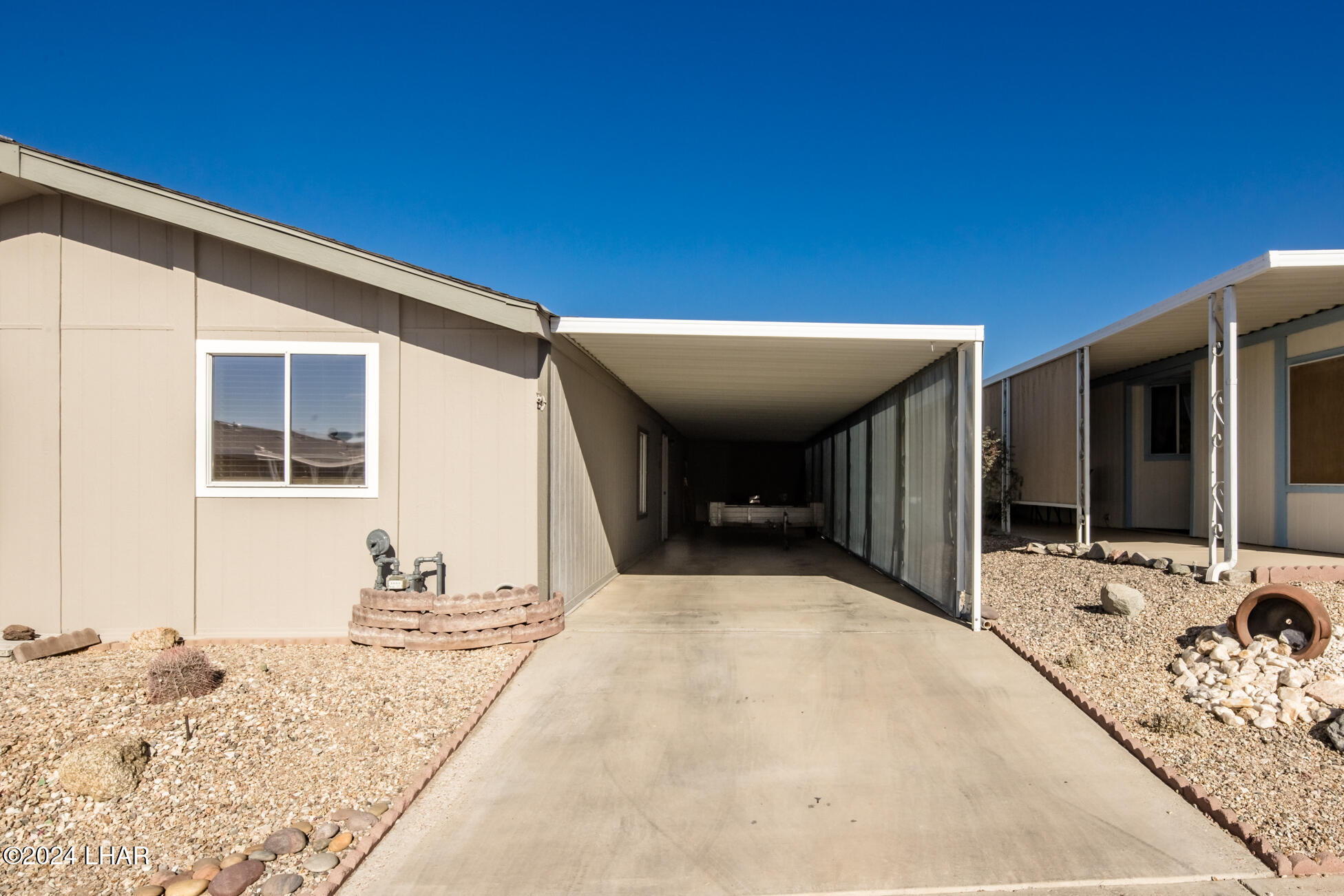 1415 King Dr Property Photo 5