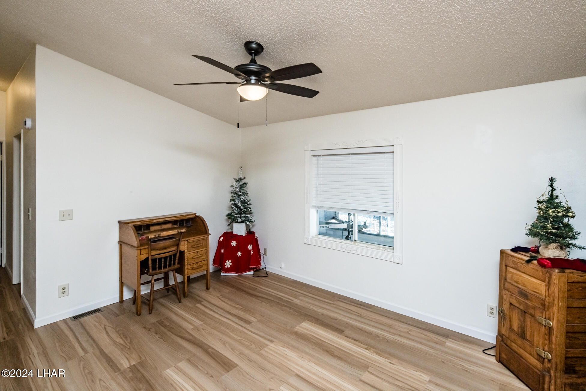 1415 King Dr Property Photo 15