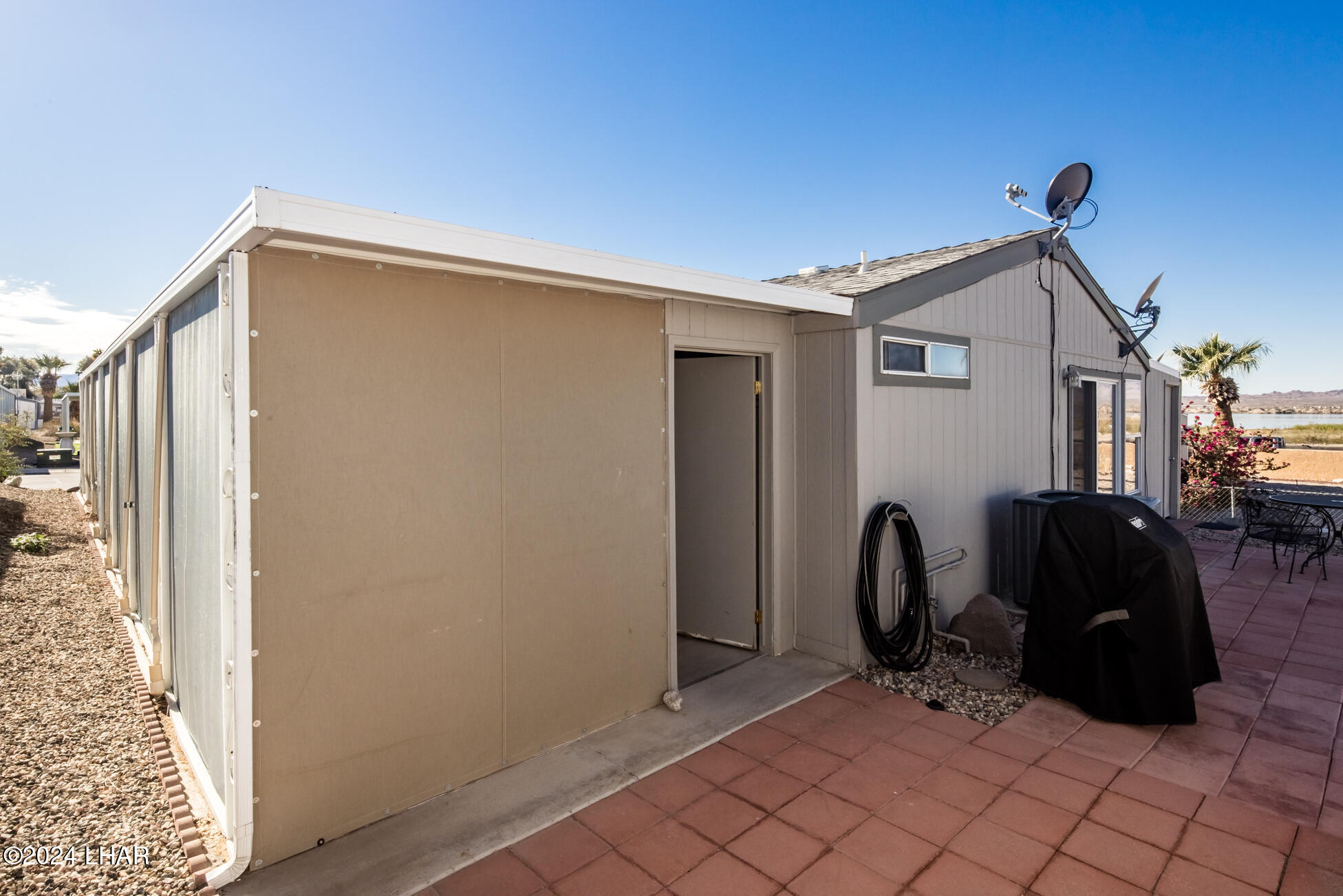 1415 King Dr Property Photo 43