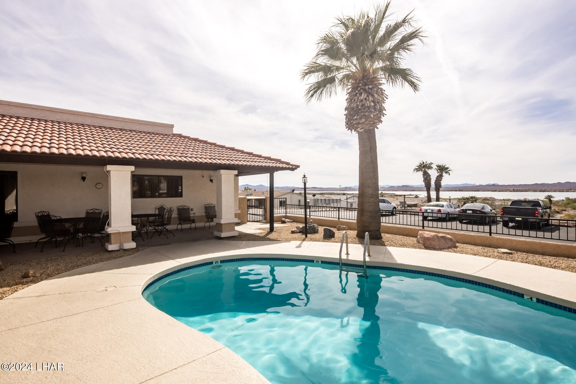 1415 King Dr Property Photo 45