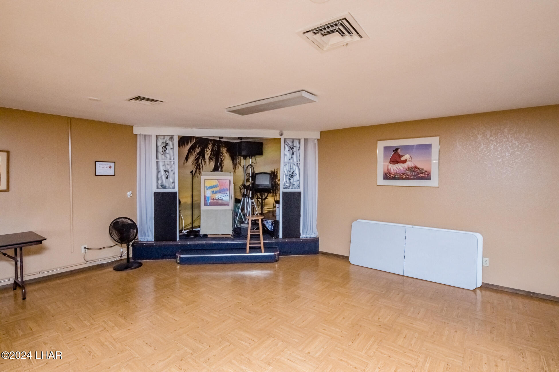 1415 King Dr Property Photo 49