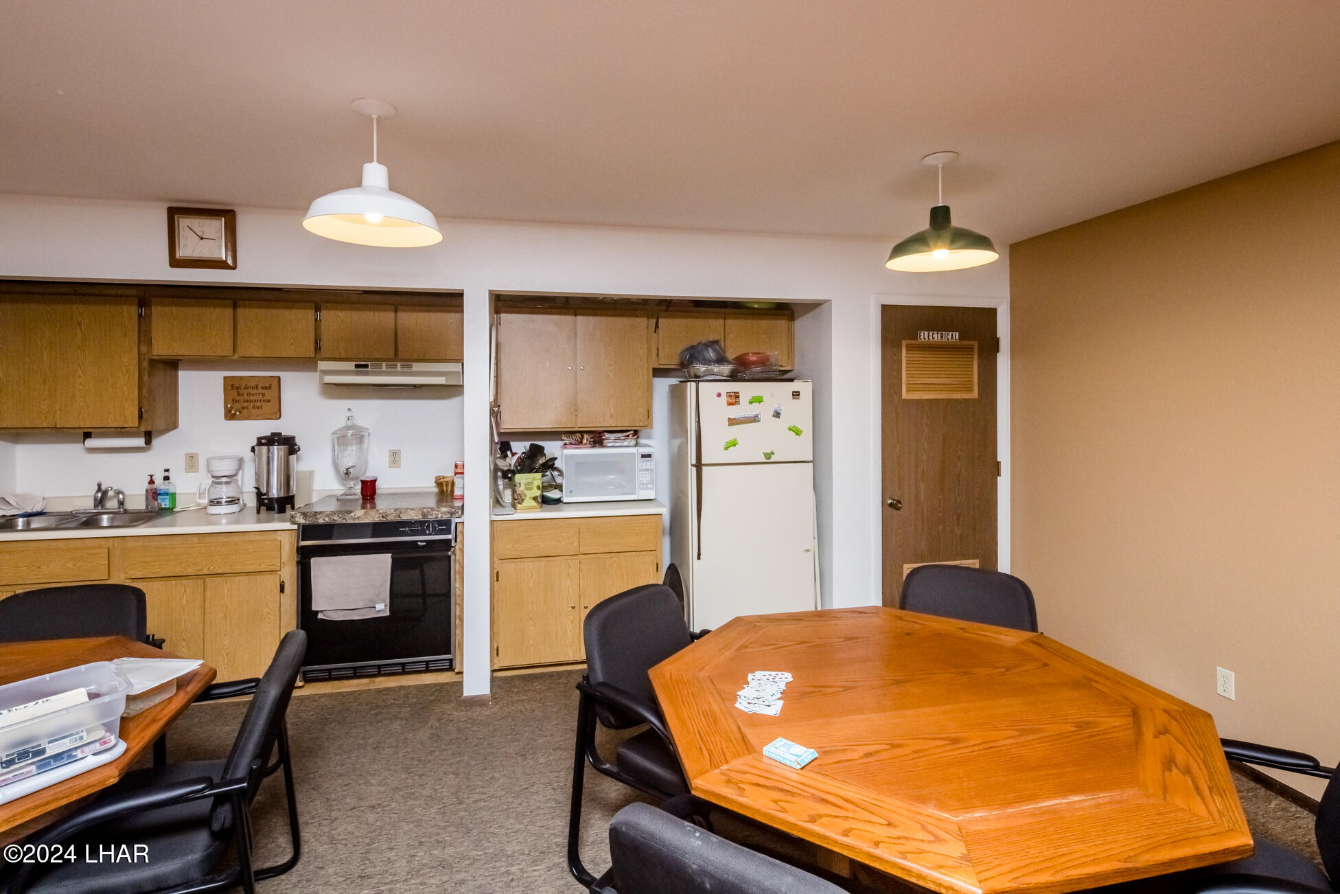 1415 King Dr Property Photo 51