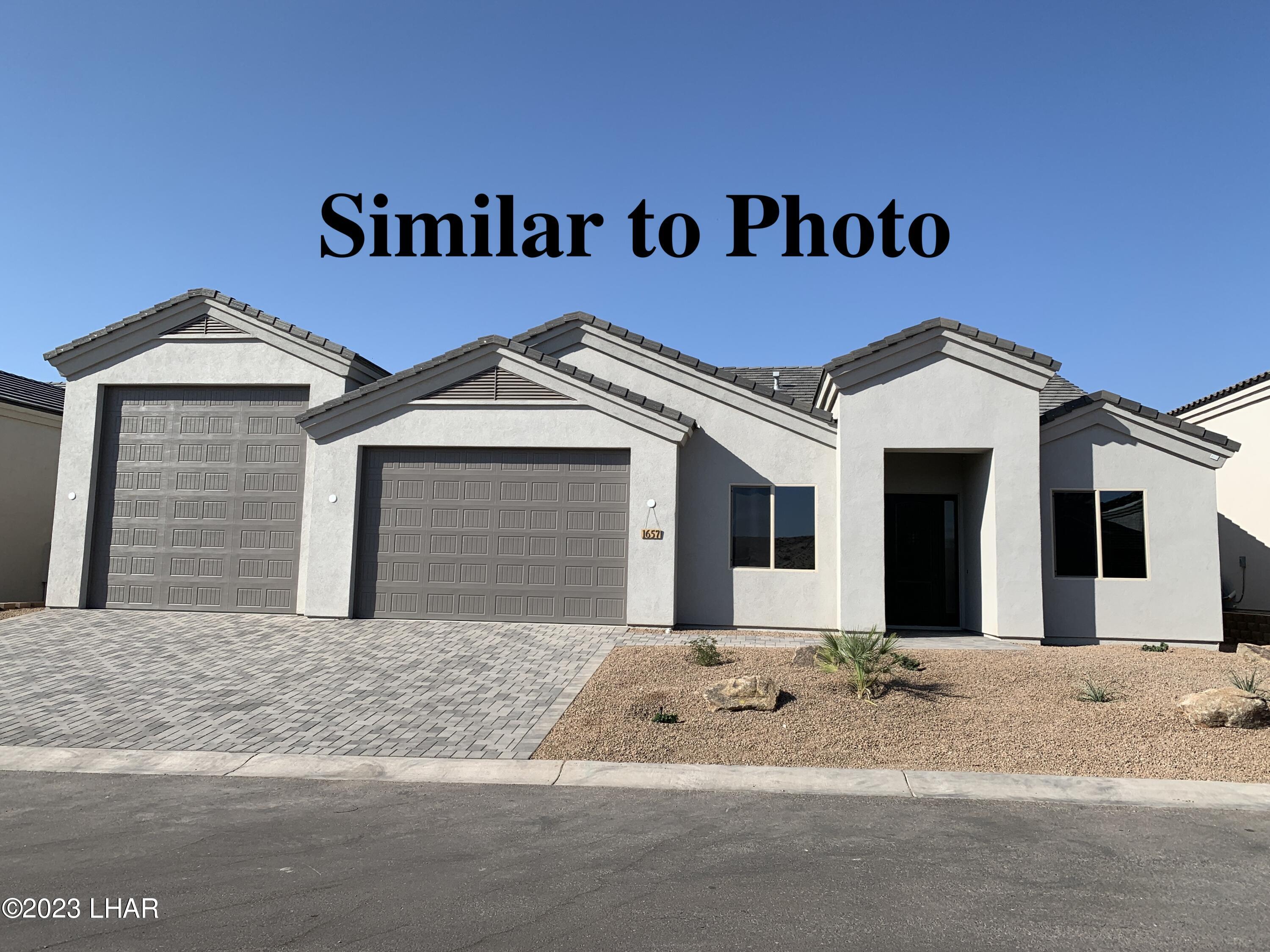 4606 N Beech Way Property Photo 1
