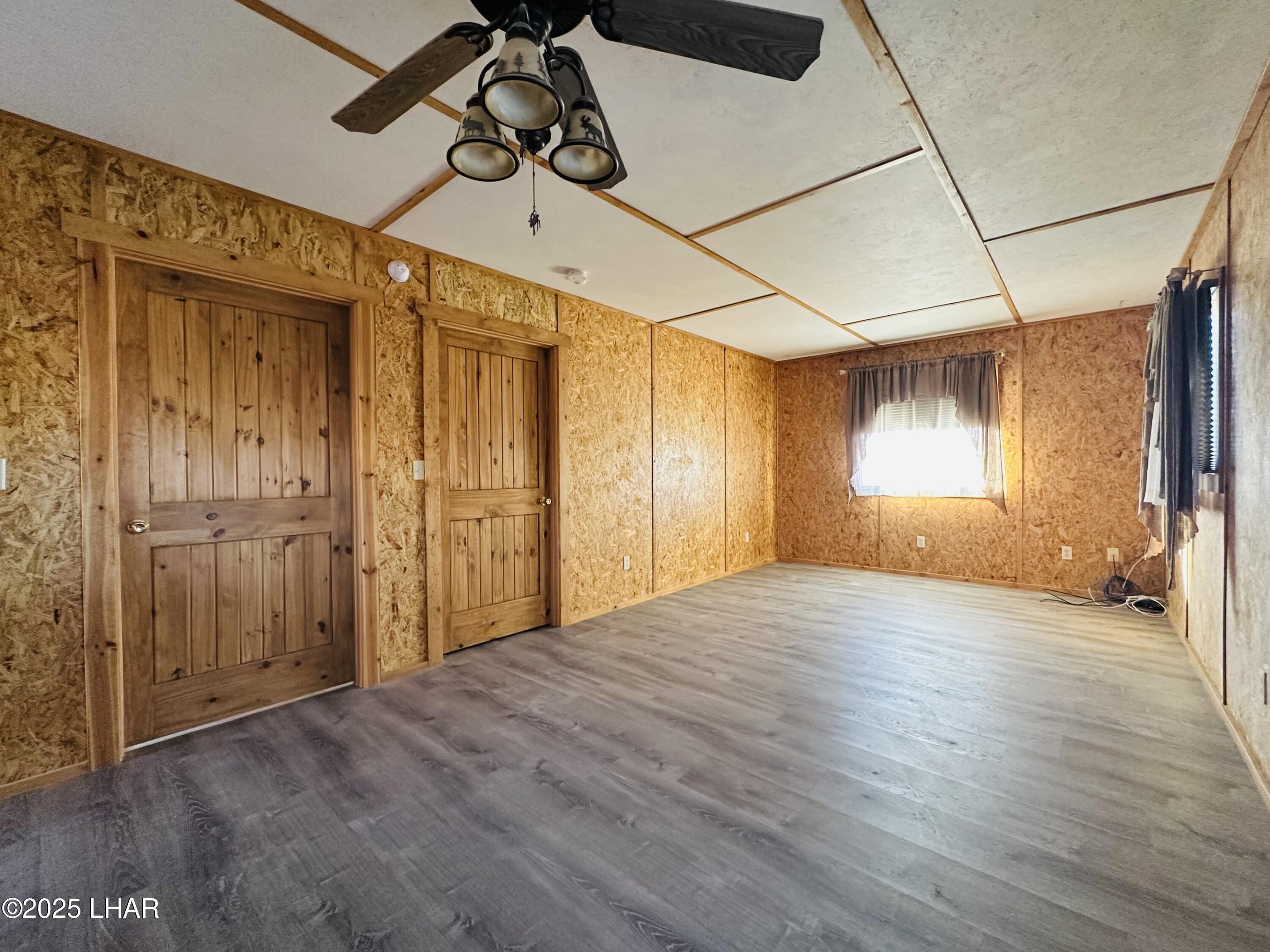180 Sunrise St Property Photo 9