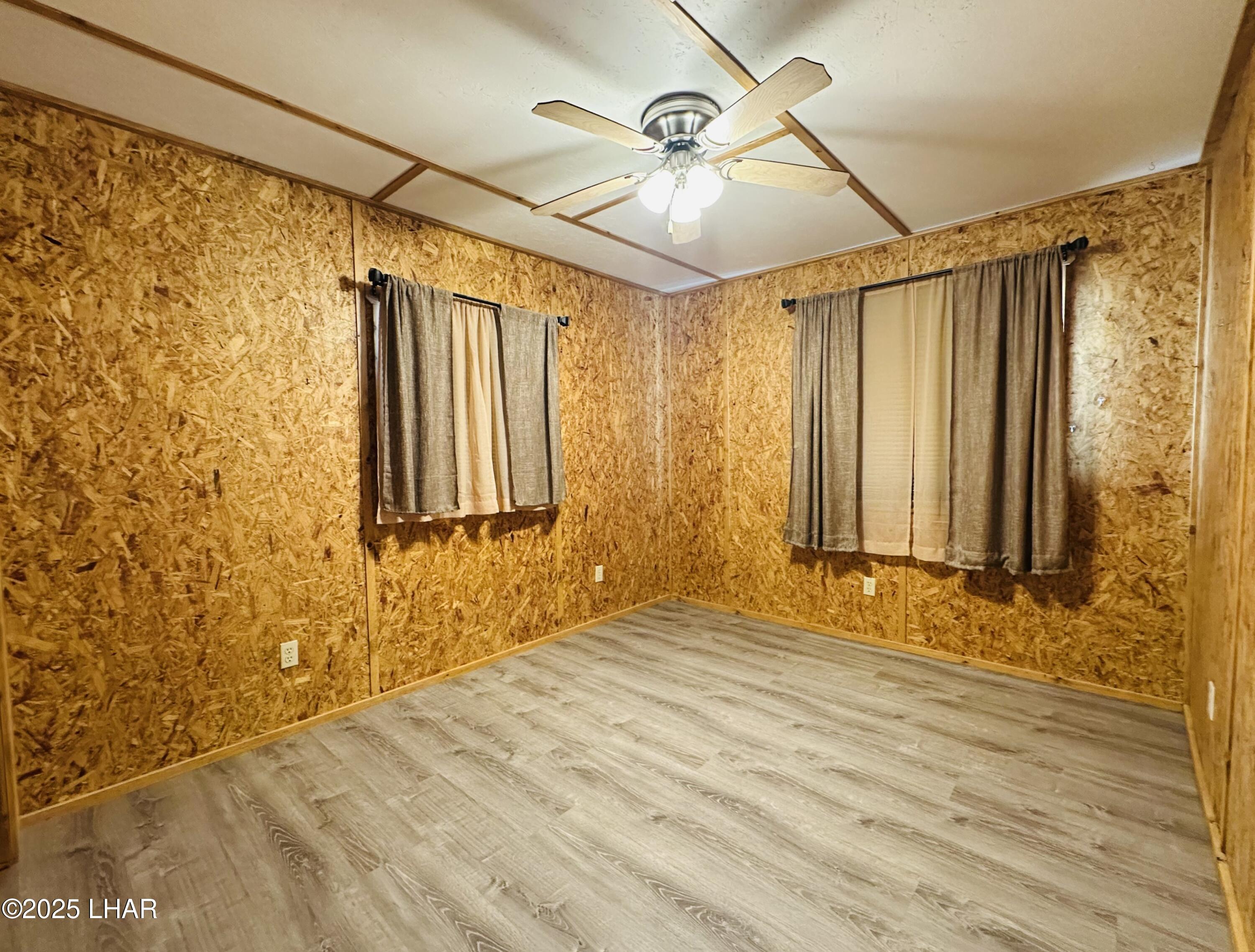 180 Sunrise St Property Photo 11