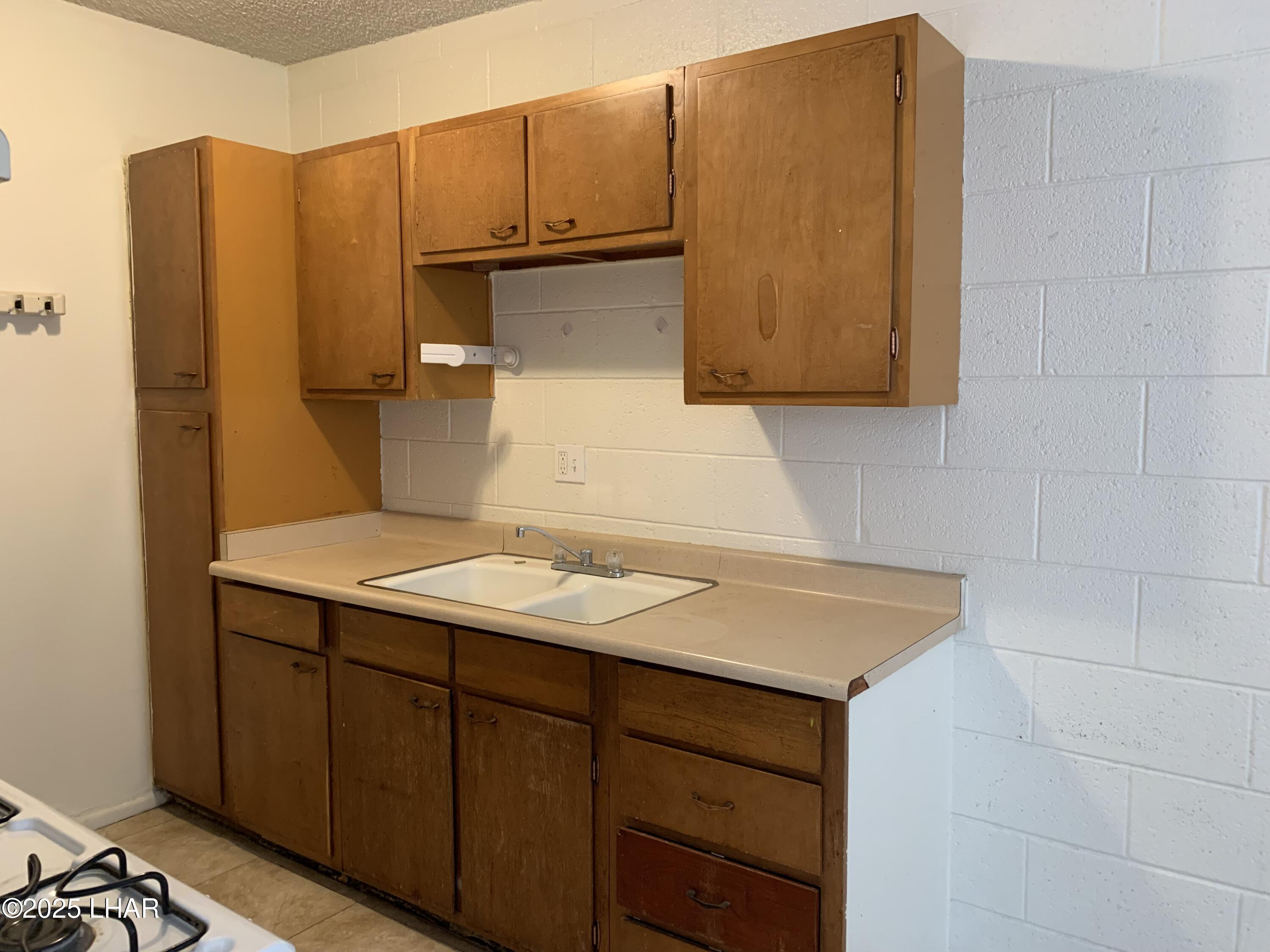 509 Laguna Ave 3 Property Photo