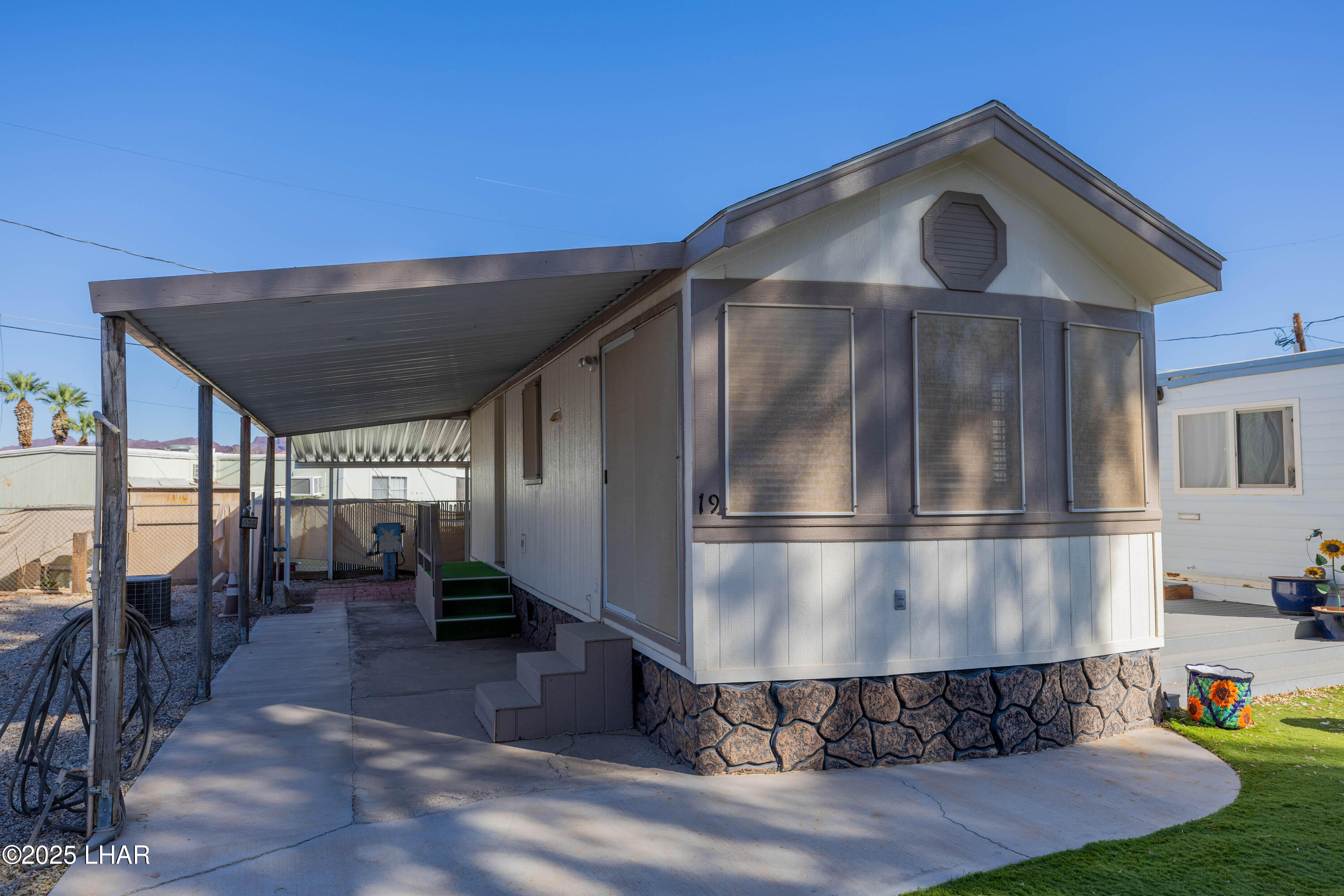 8020 Riverside Dr 19 Property Photo
