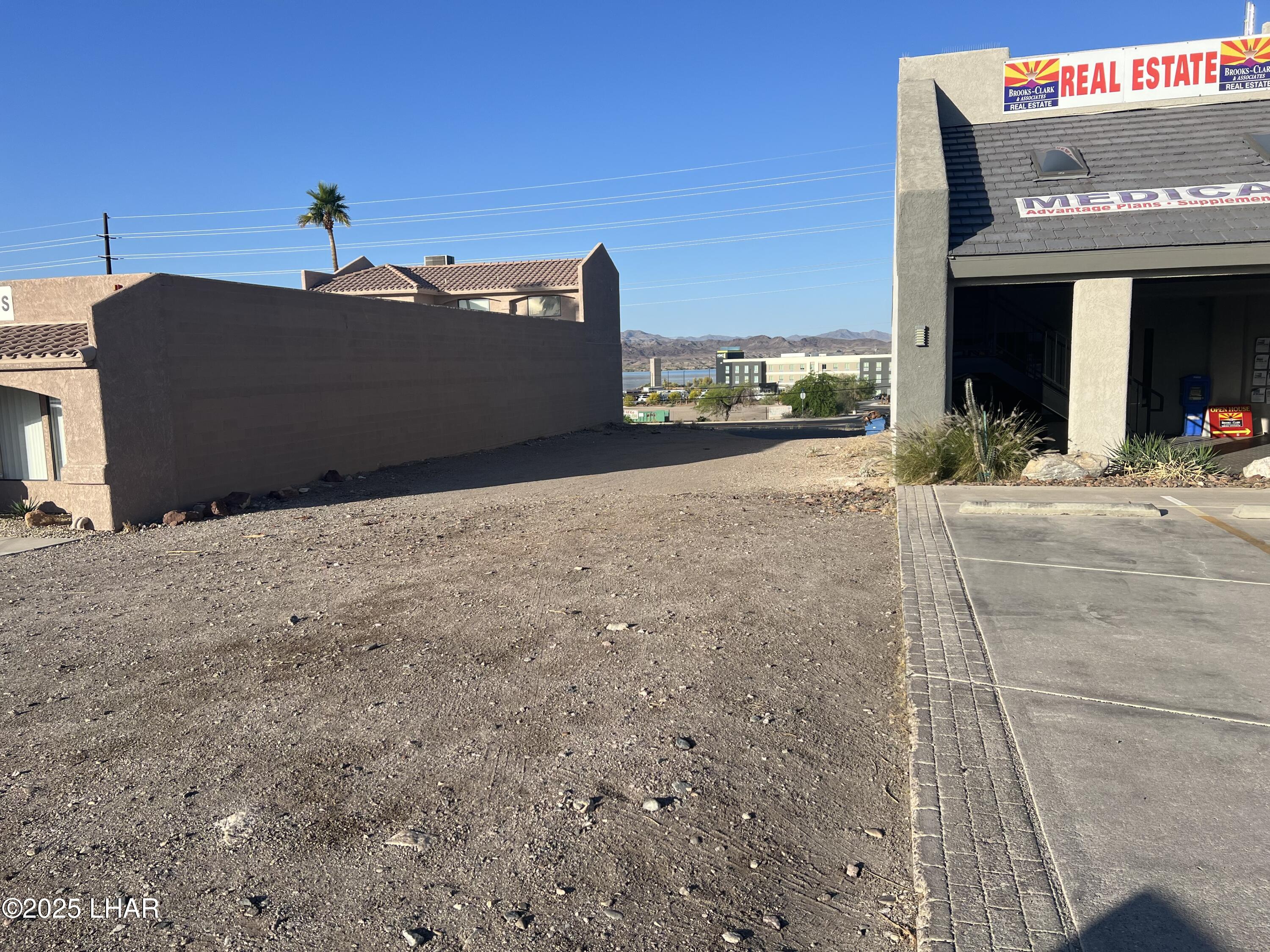 375 Lake Havasu Ave Unit C Ave S Property Photo 8