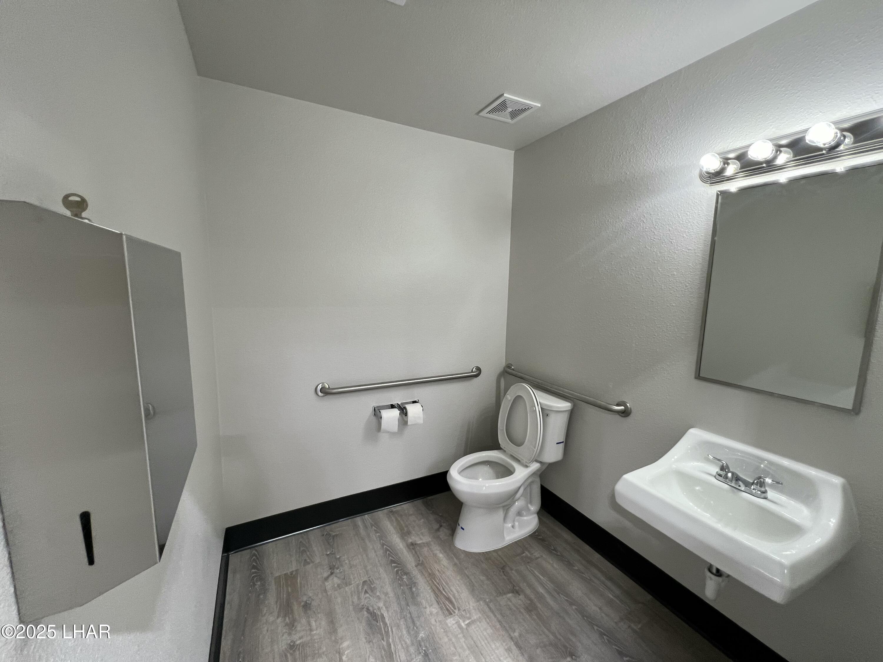 2175 N Kiowa Blvd, 106 Property Photo 5