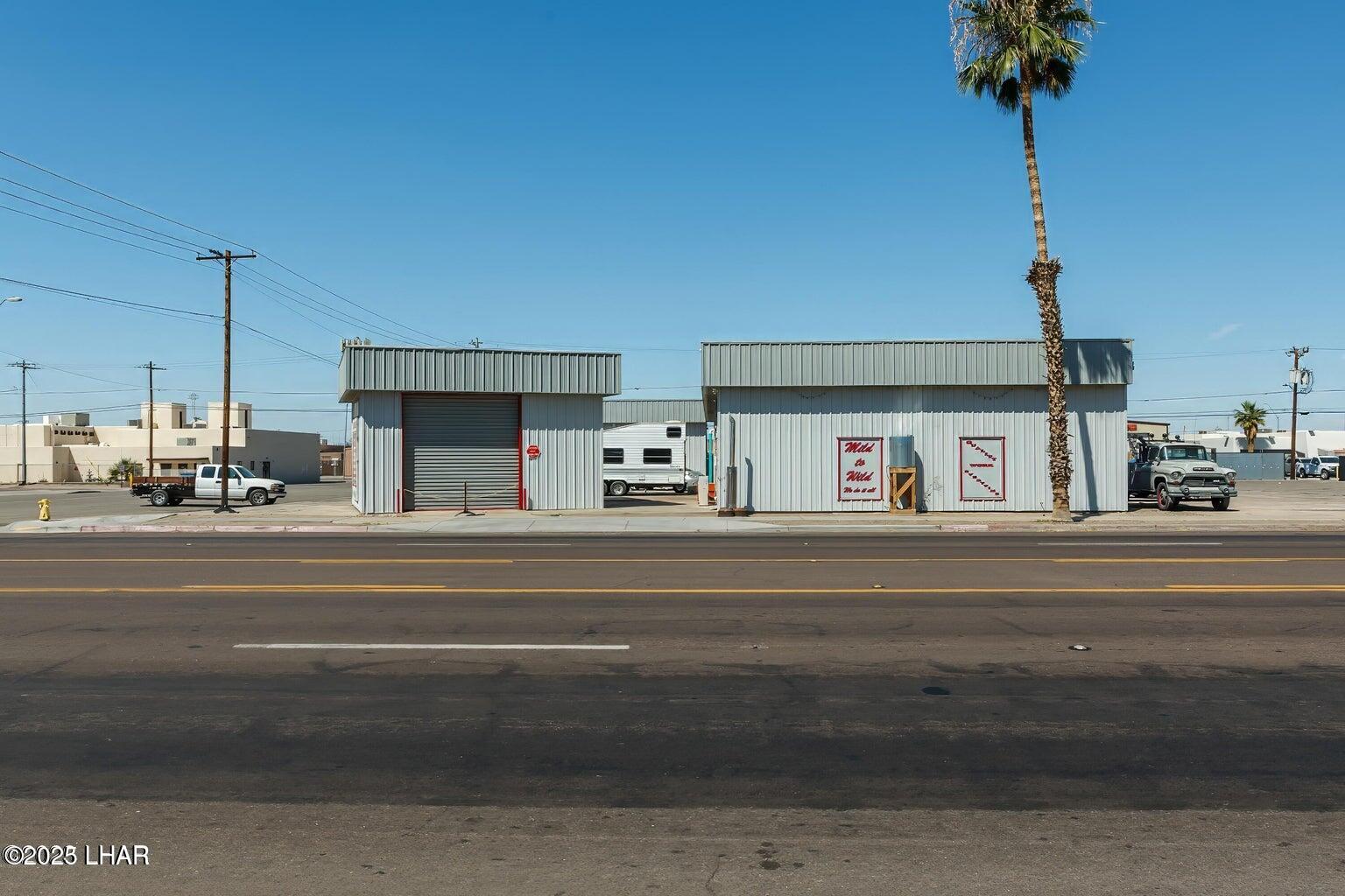 1020 S California Ave Property Photo 10