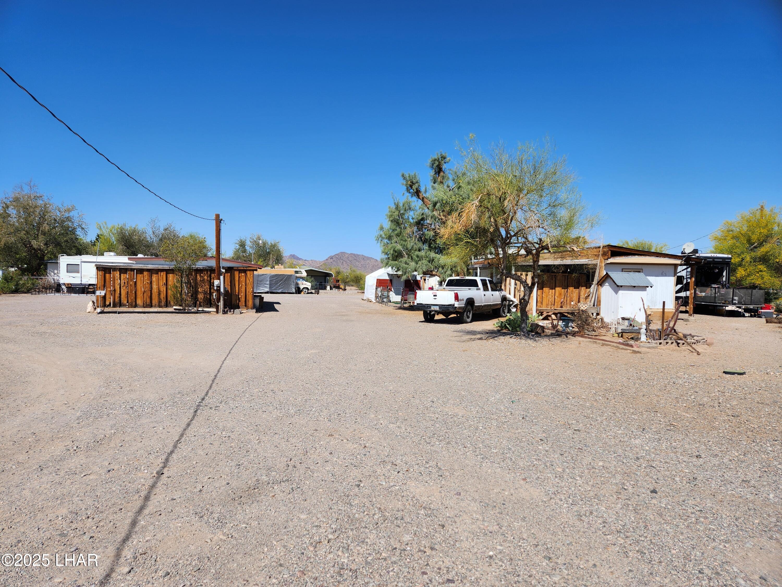 730 N Tesota Ave Property Photo