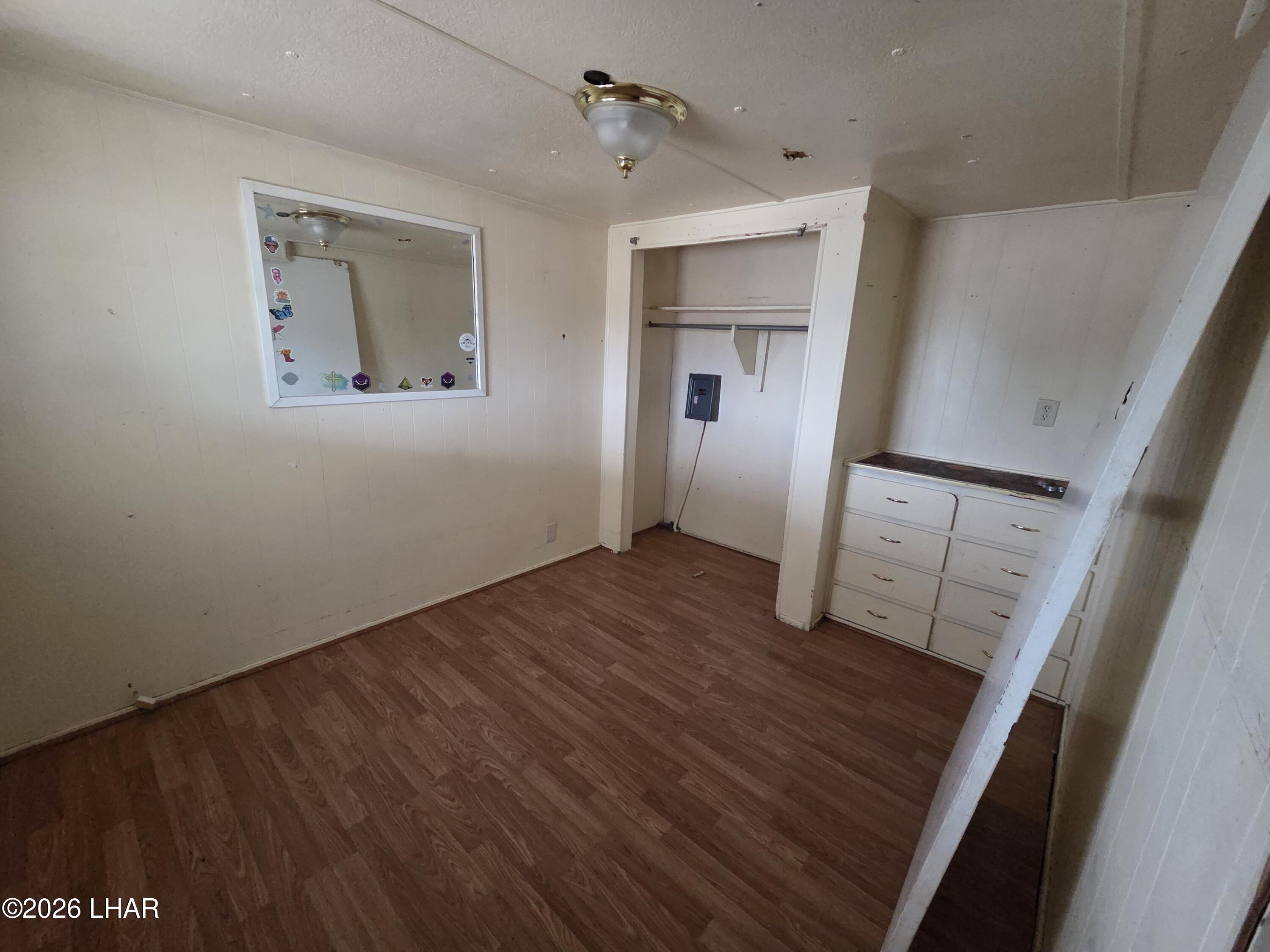 730 N Tesota Ln Property Photo 18