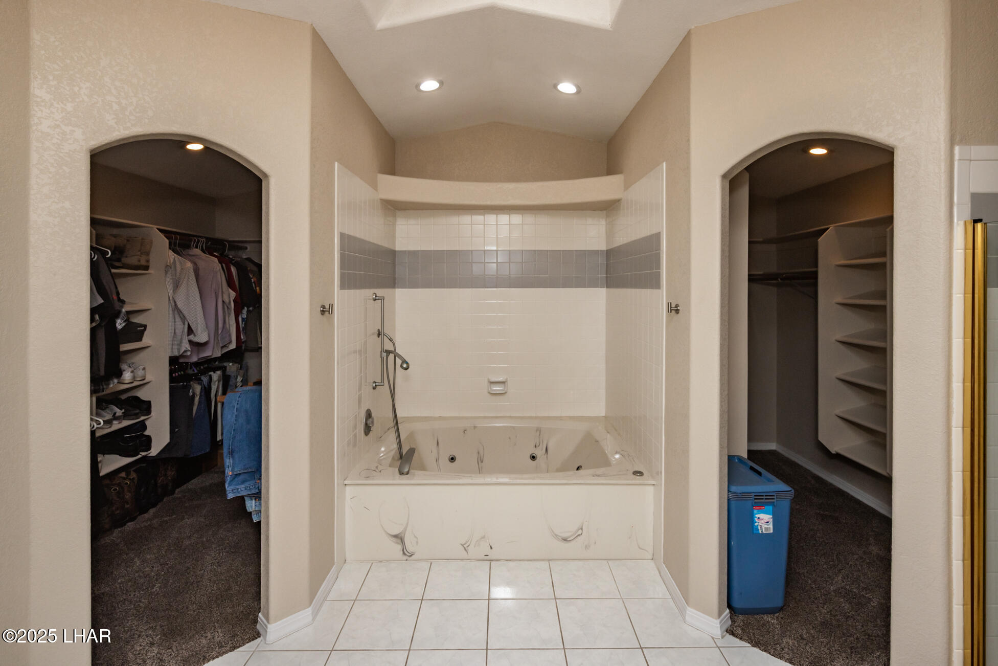 209 Snead Dr Property Photo 14