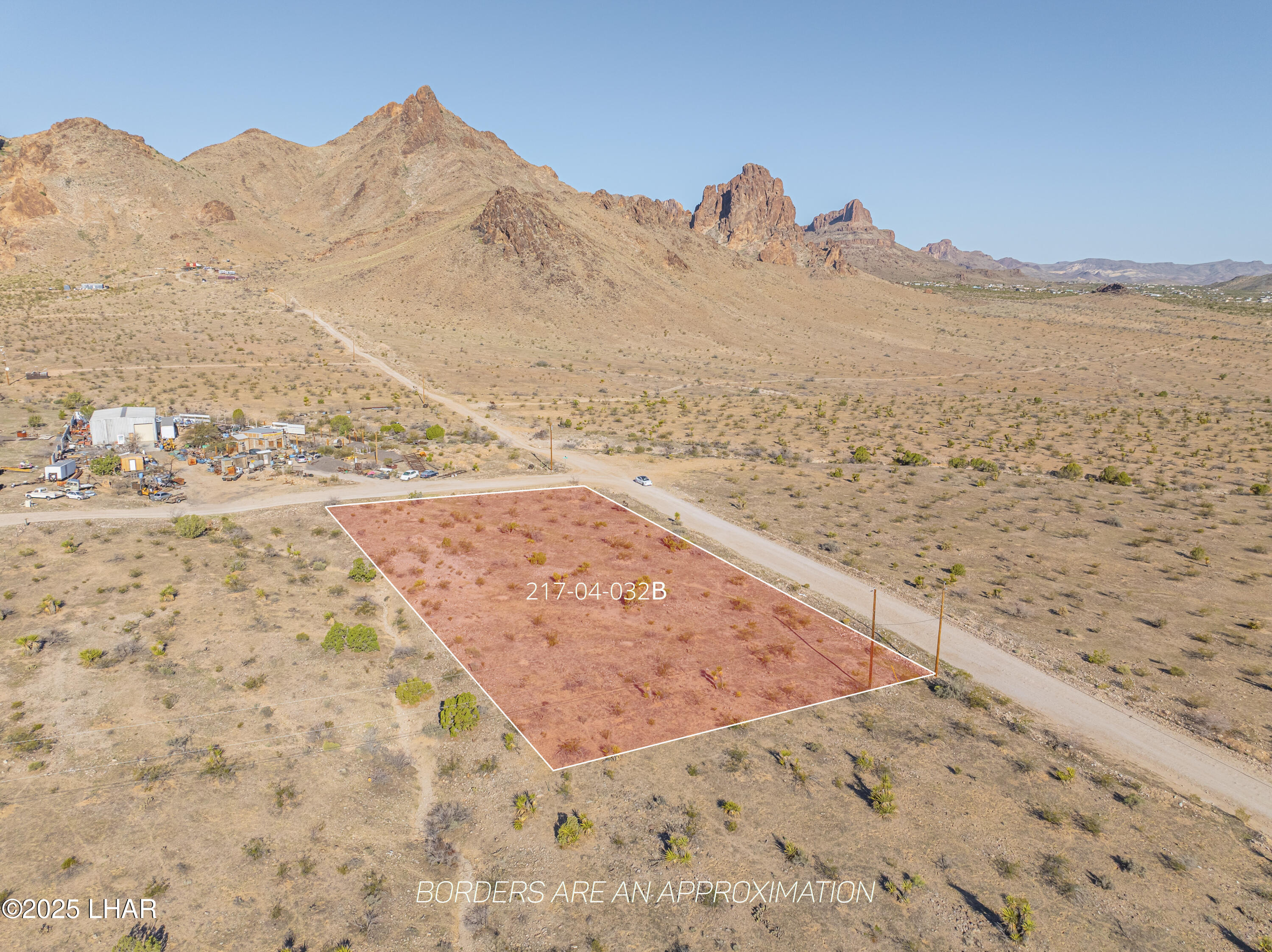 0000 Hualapai Dr W Property Photo