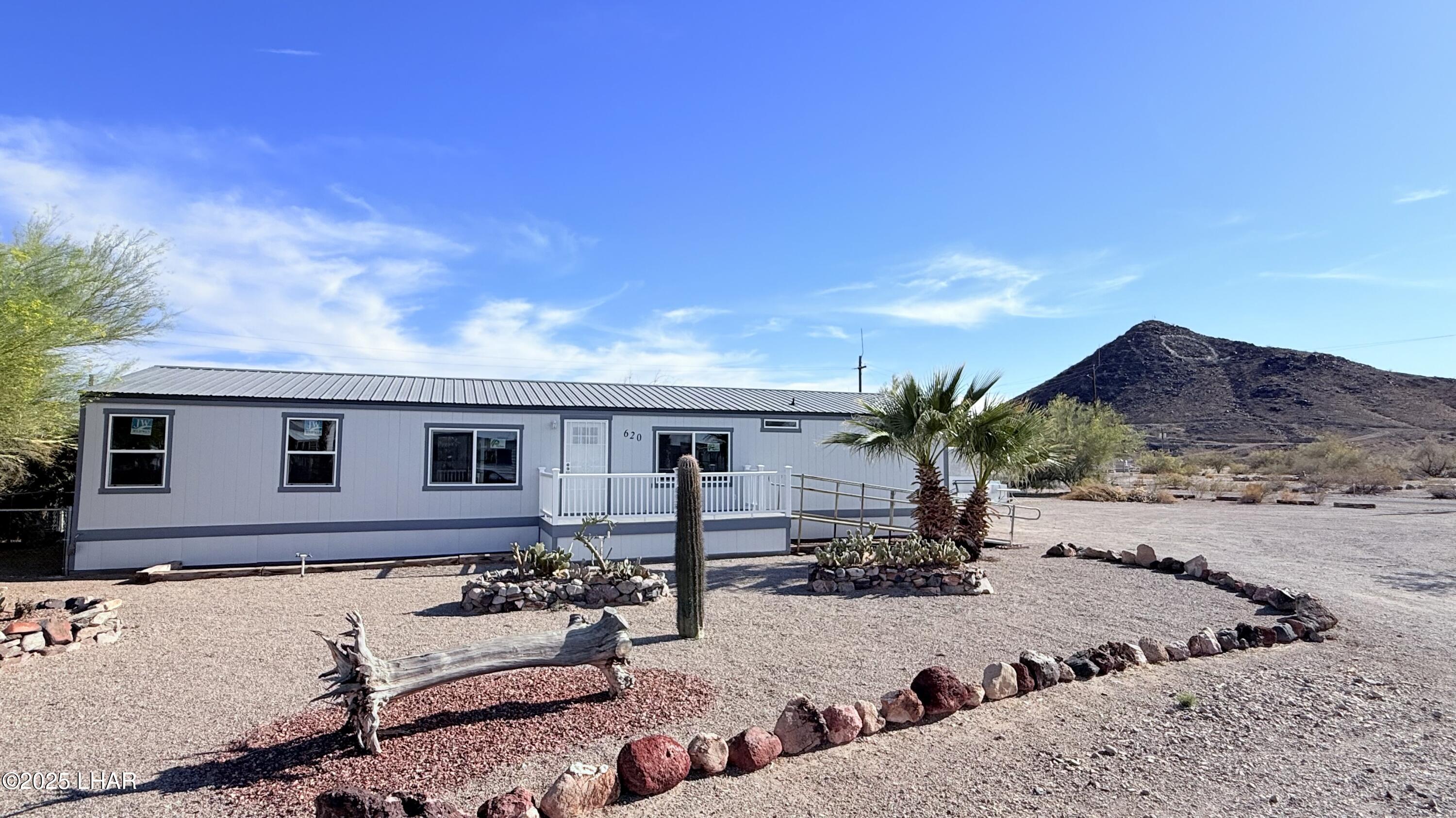 620 W Hagley Loop Property Photo