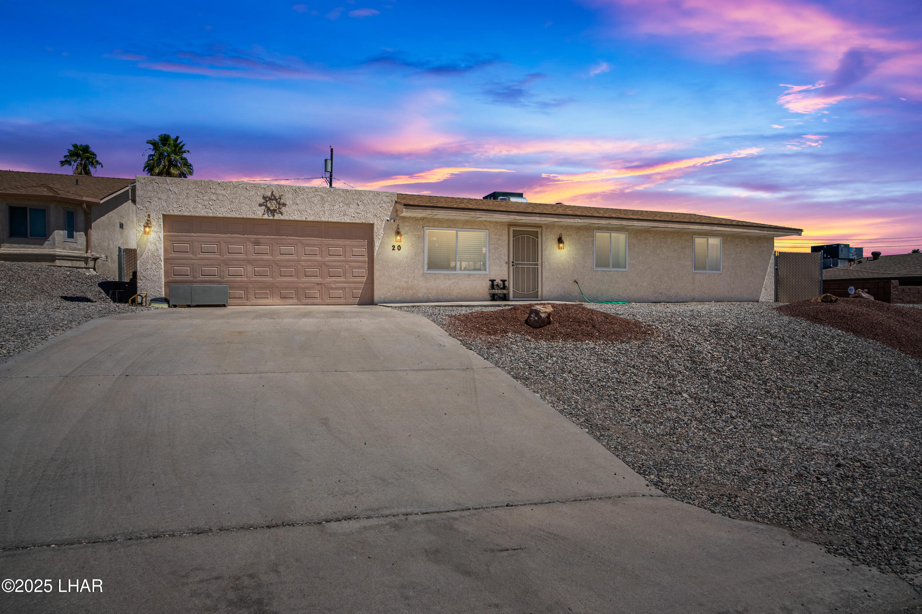 20 Mcculloch Bay Property Photo