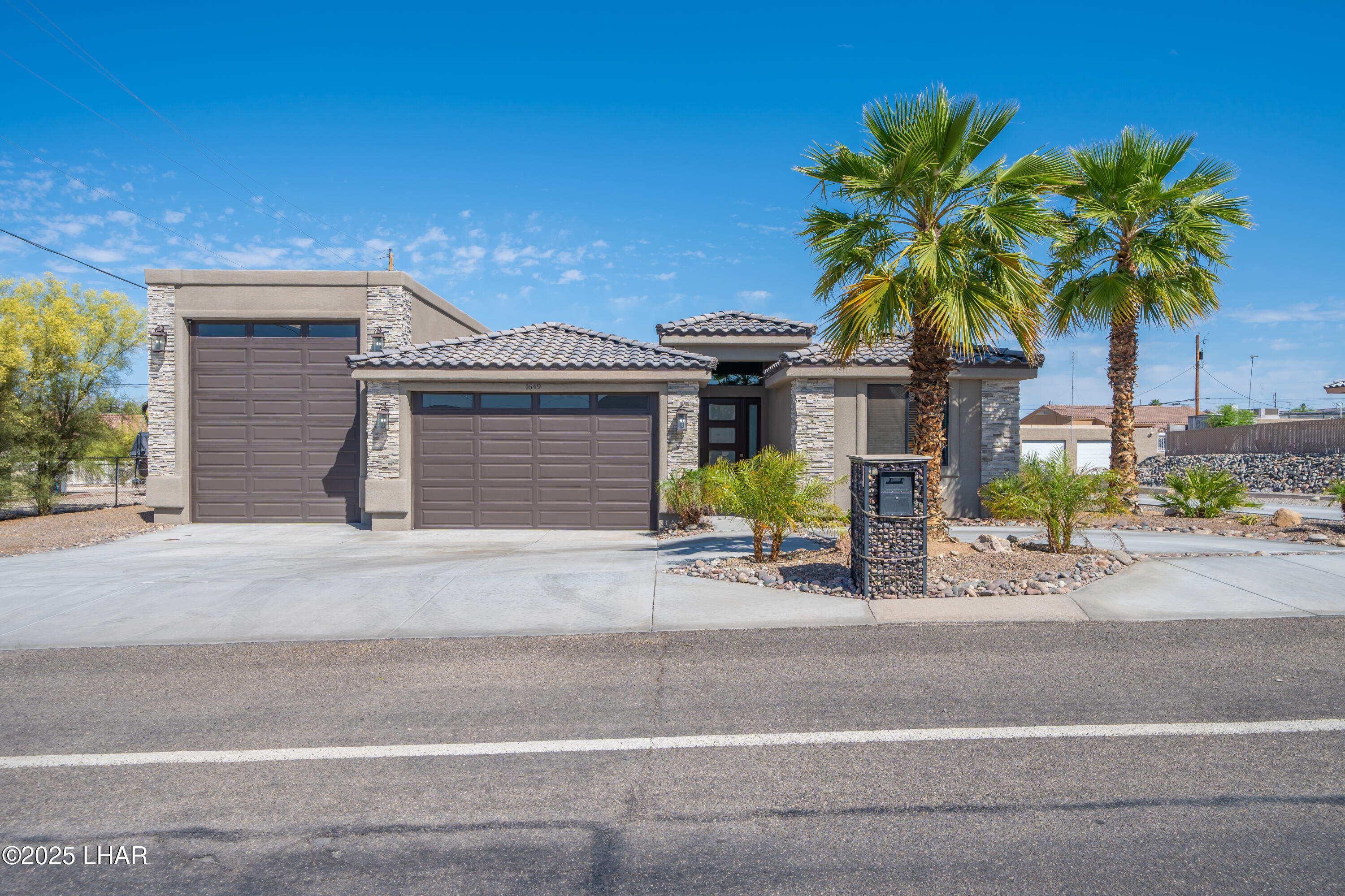 1649 Palo Verde Blvd S Property Photo