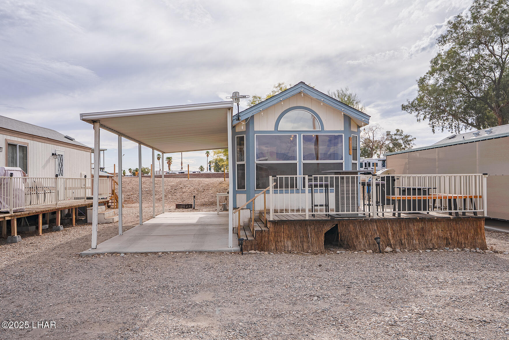 1534 Beachcomber, B21 Property Photo