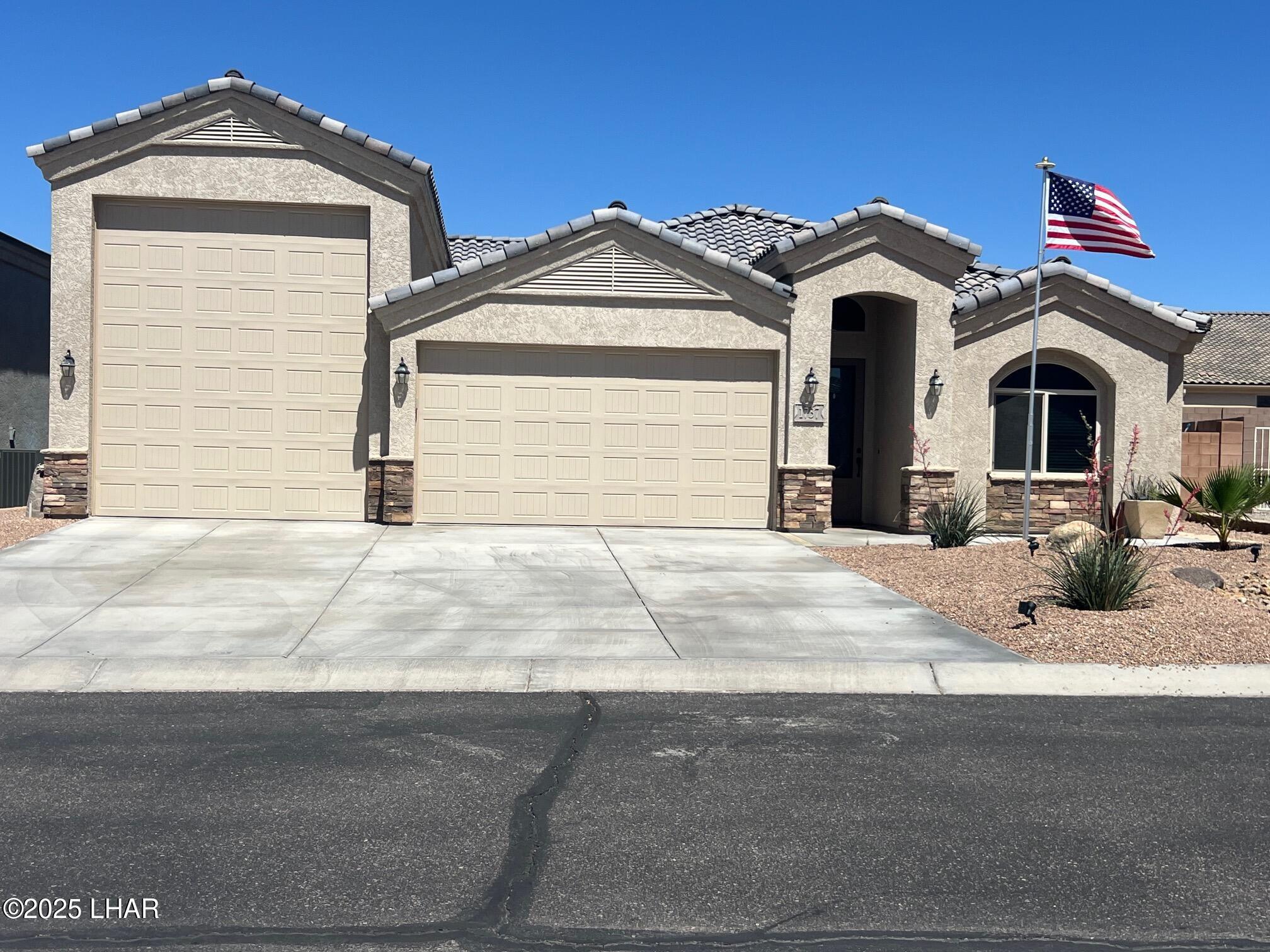 1737 E Alder Circle Cir Property Photo 1