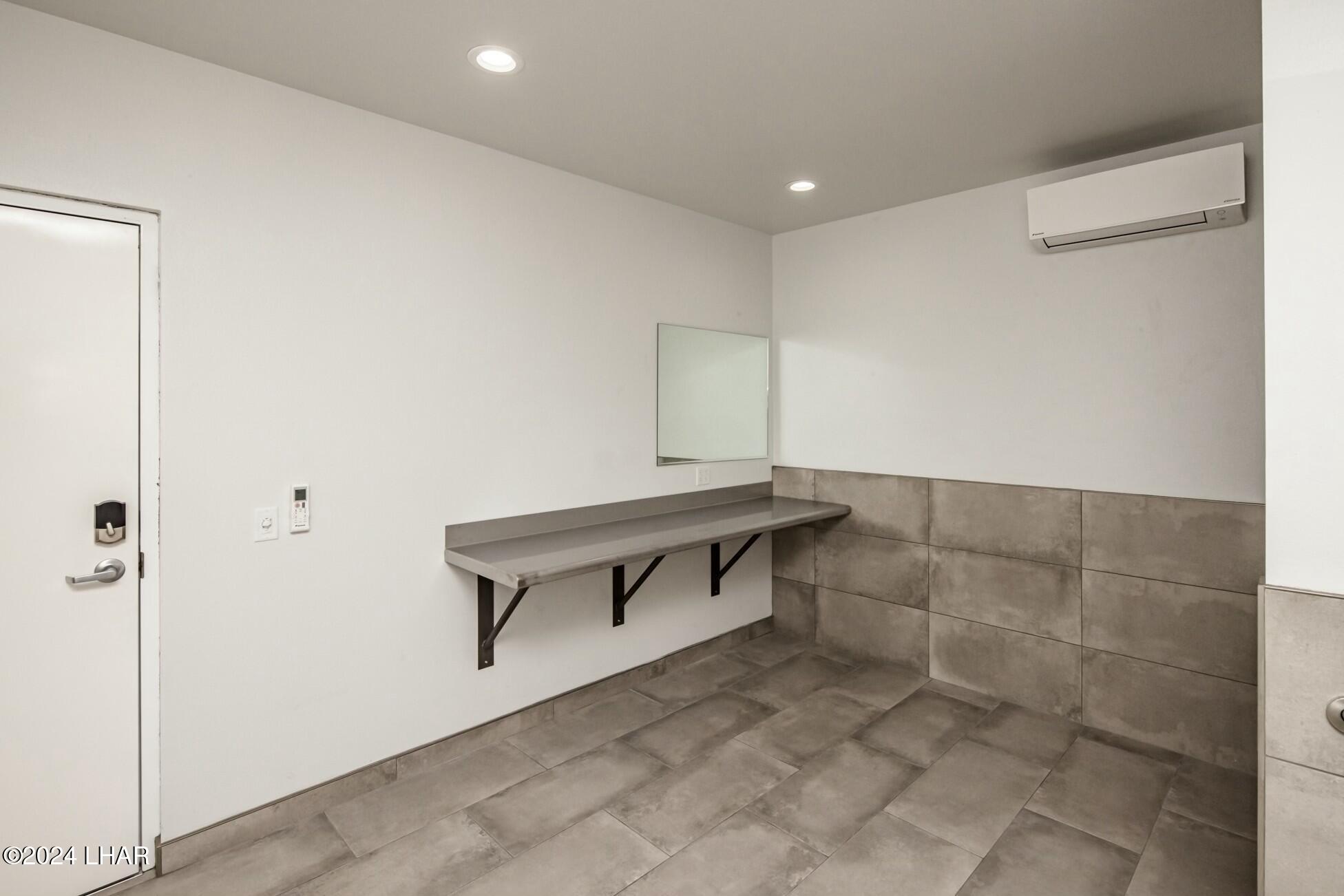 14950 Admission Way, C3 Property Photo 6