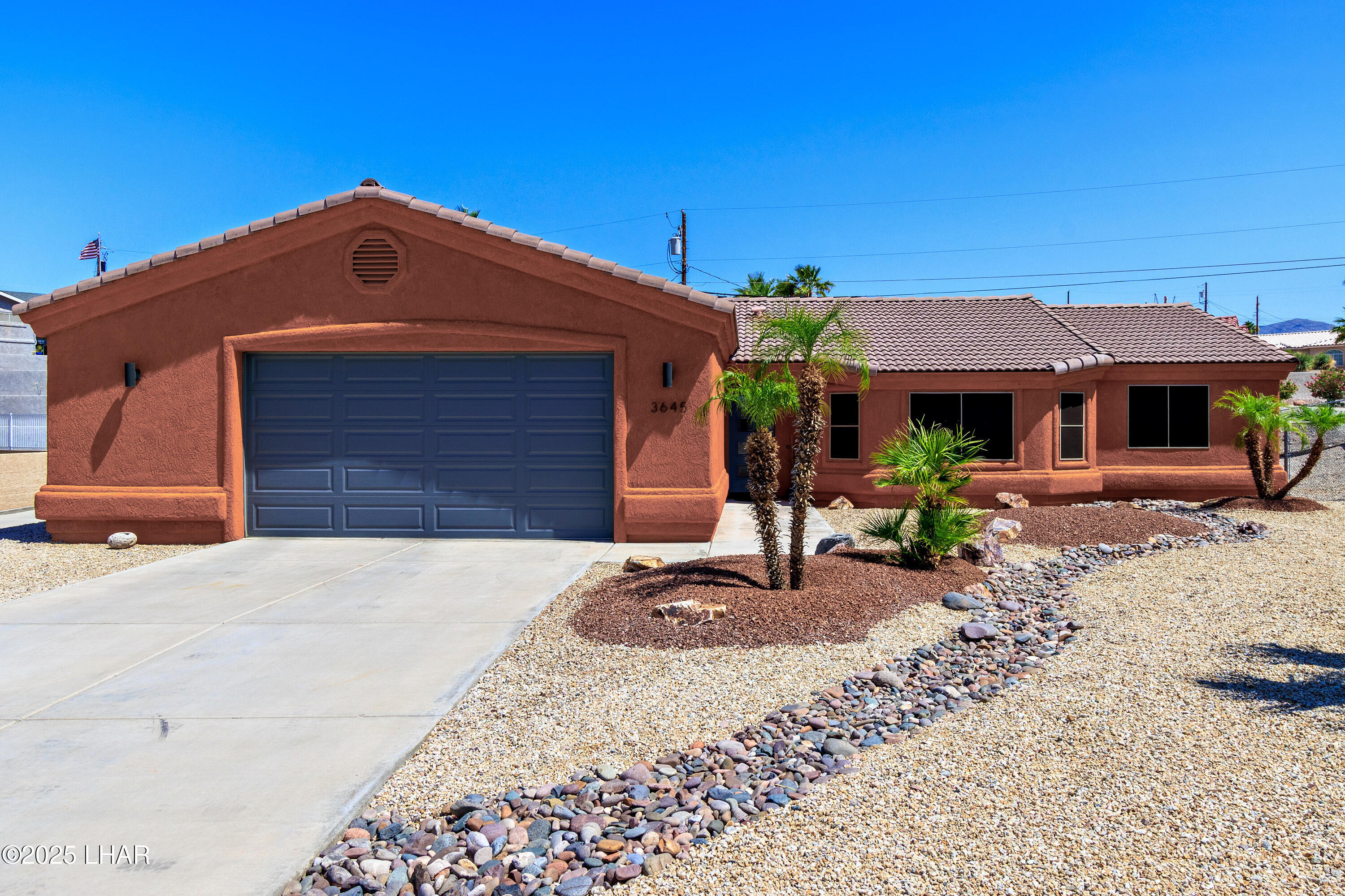 3645 Bluecrest Dr Property Photo 1