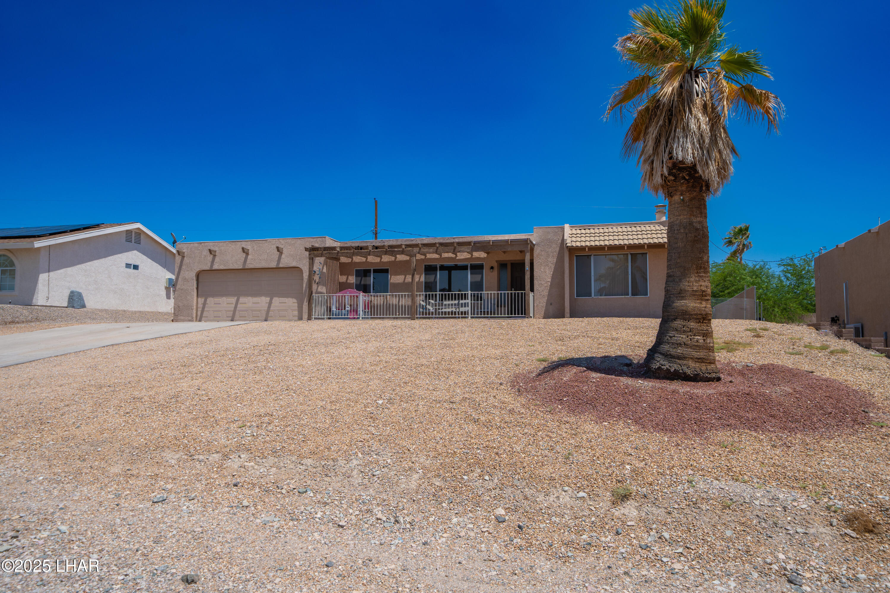 3364 Thunderbird Dr Property Photo 1