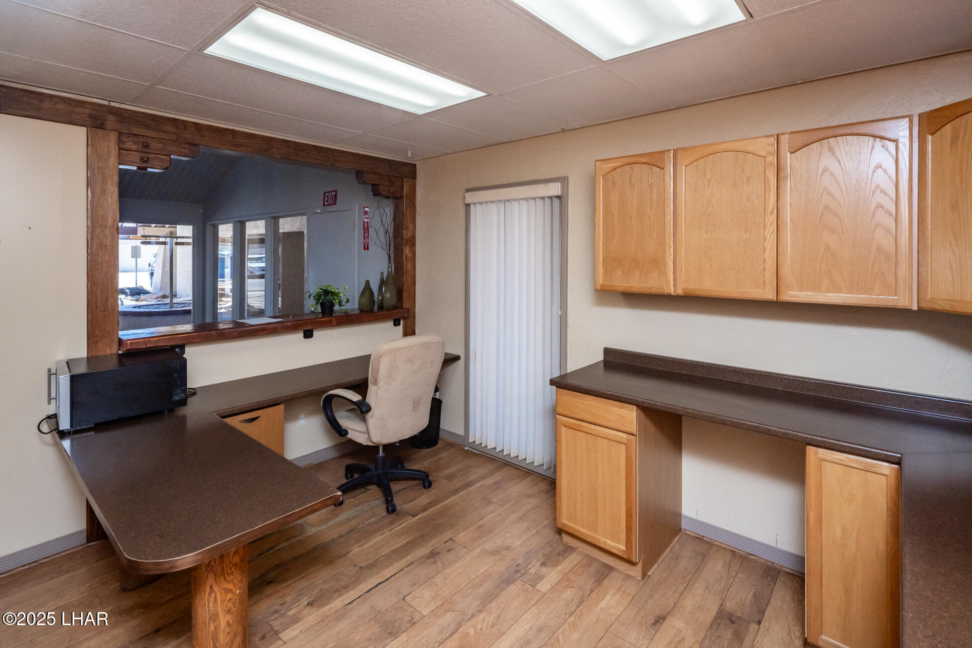 1945 Mesquite Ave, D Property Photo 10
