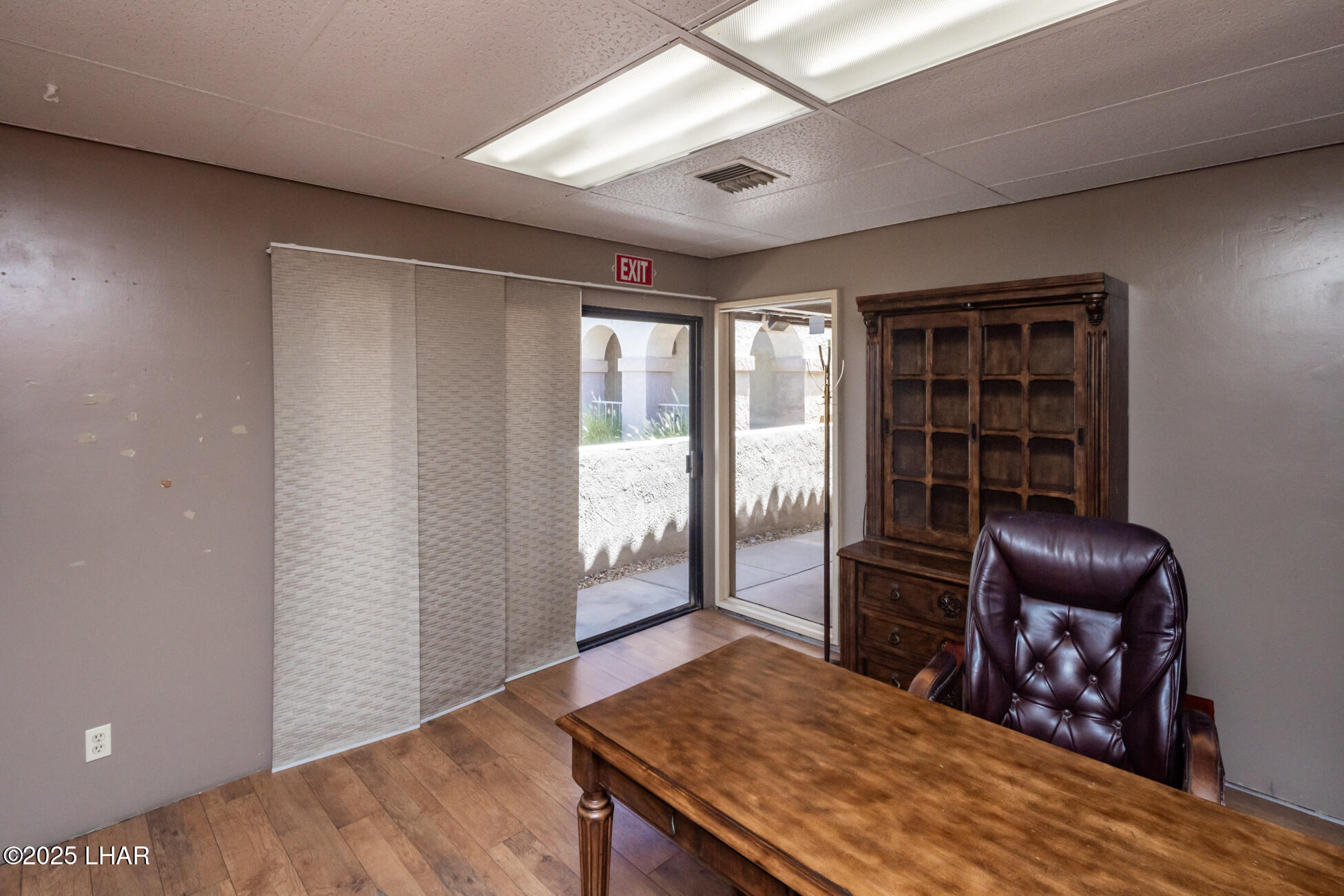 1945 Mesquite Ave, D Property Photo 23