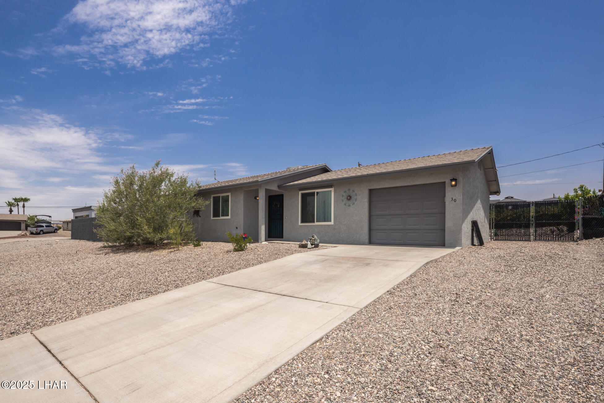 30 Eastwind Dr Property Photo 1