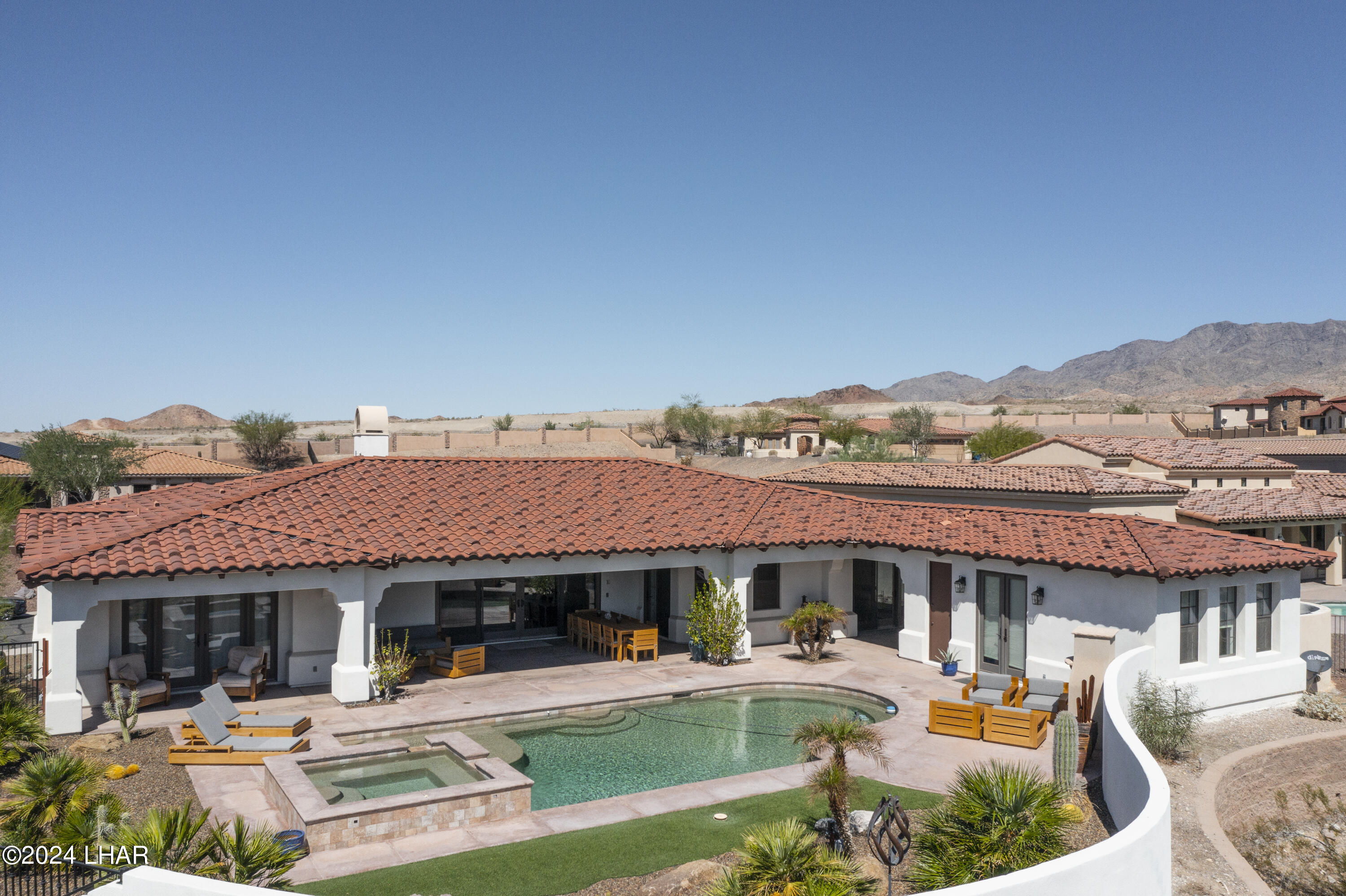 7061 Circula De Hacienda Property Photo 4