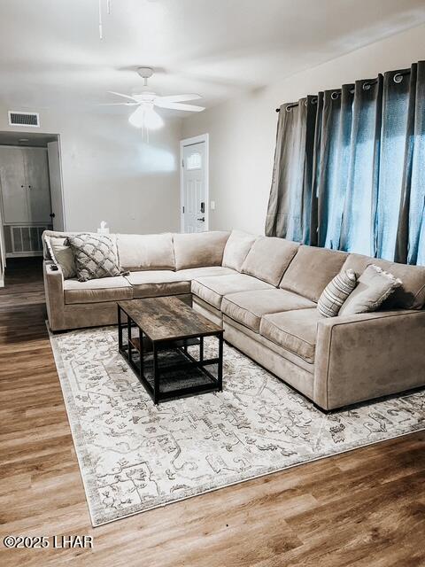 1036725 Property Photo 2