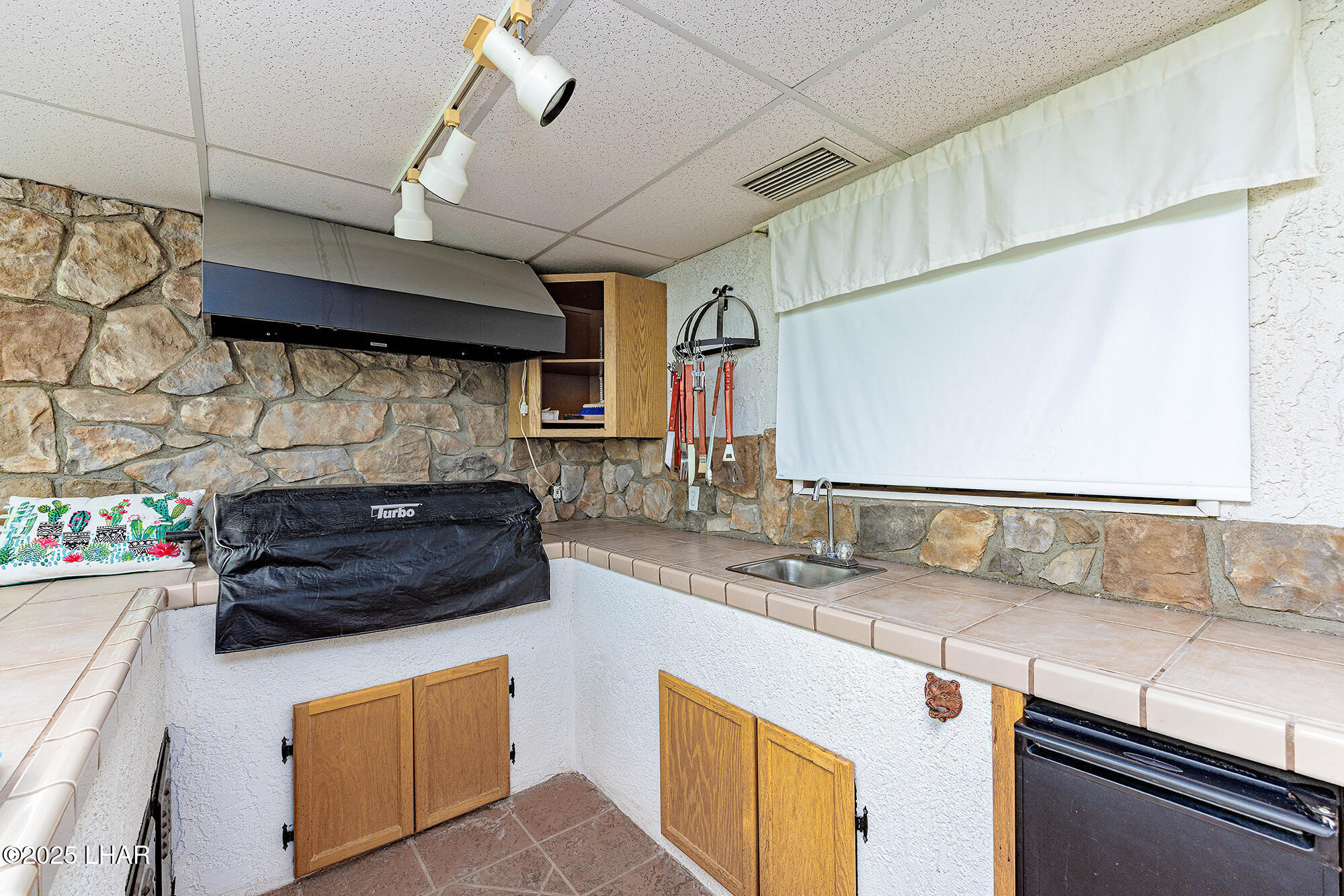 2929 Thistle Dr Property Photo 23