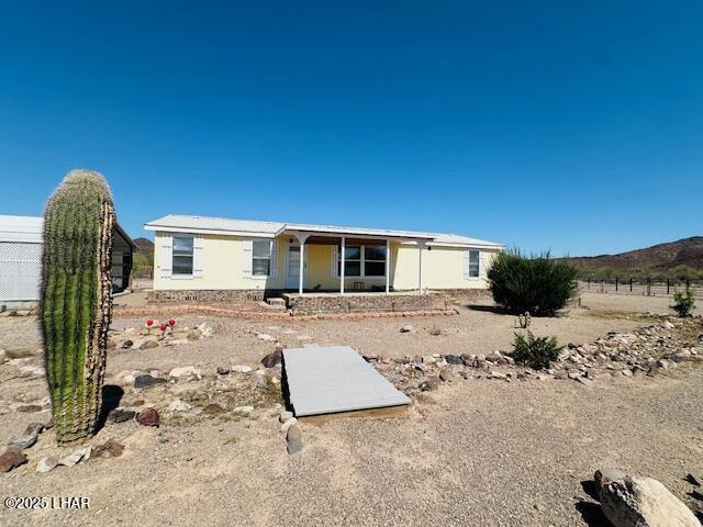 44113 E Perry Dr Property Photo 2