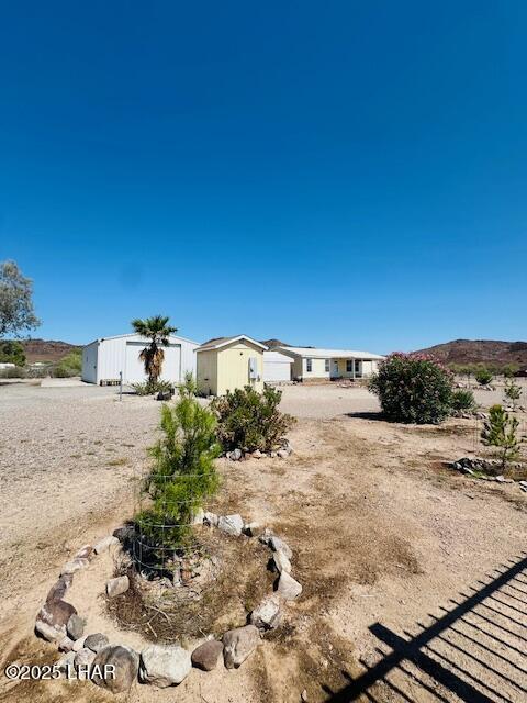 44113 E Perry Dr Property Photo 3