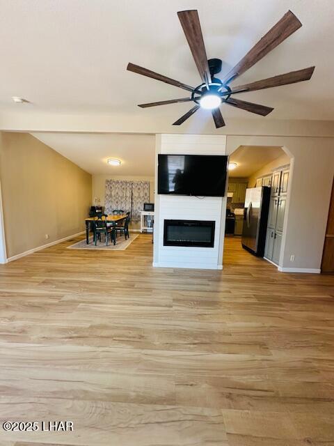 44113 E Perry Dr Property Photo 16
