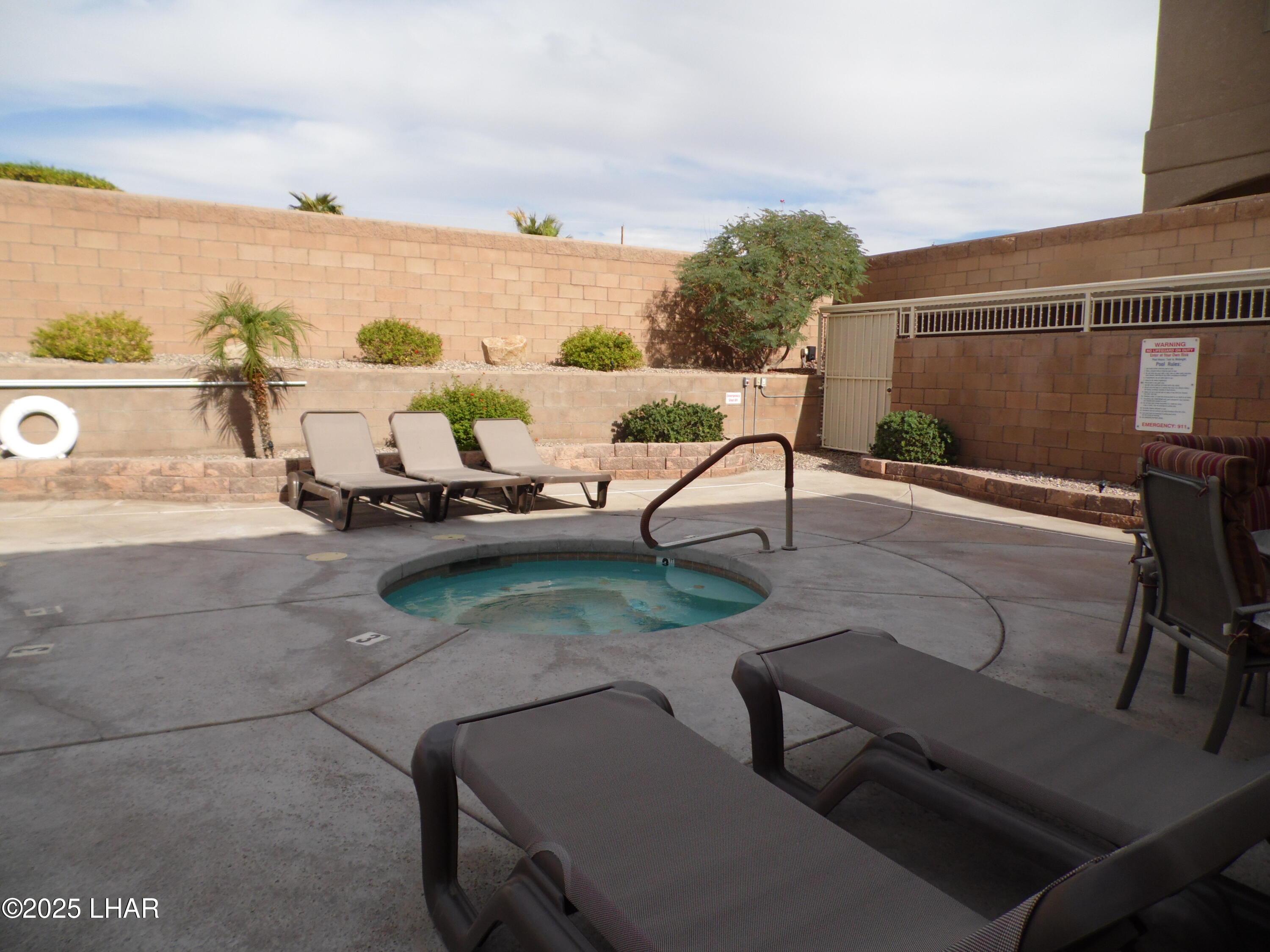 3470 Kearsage Dr E102 Property Photo 44