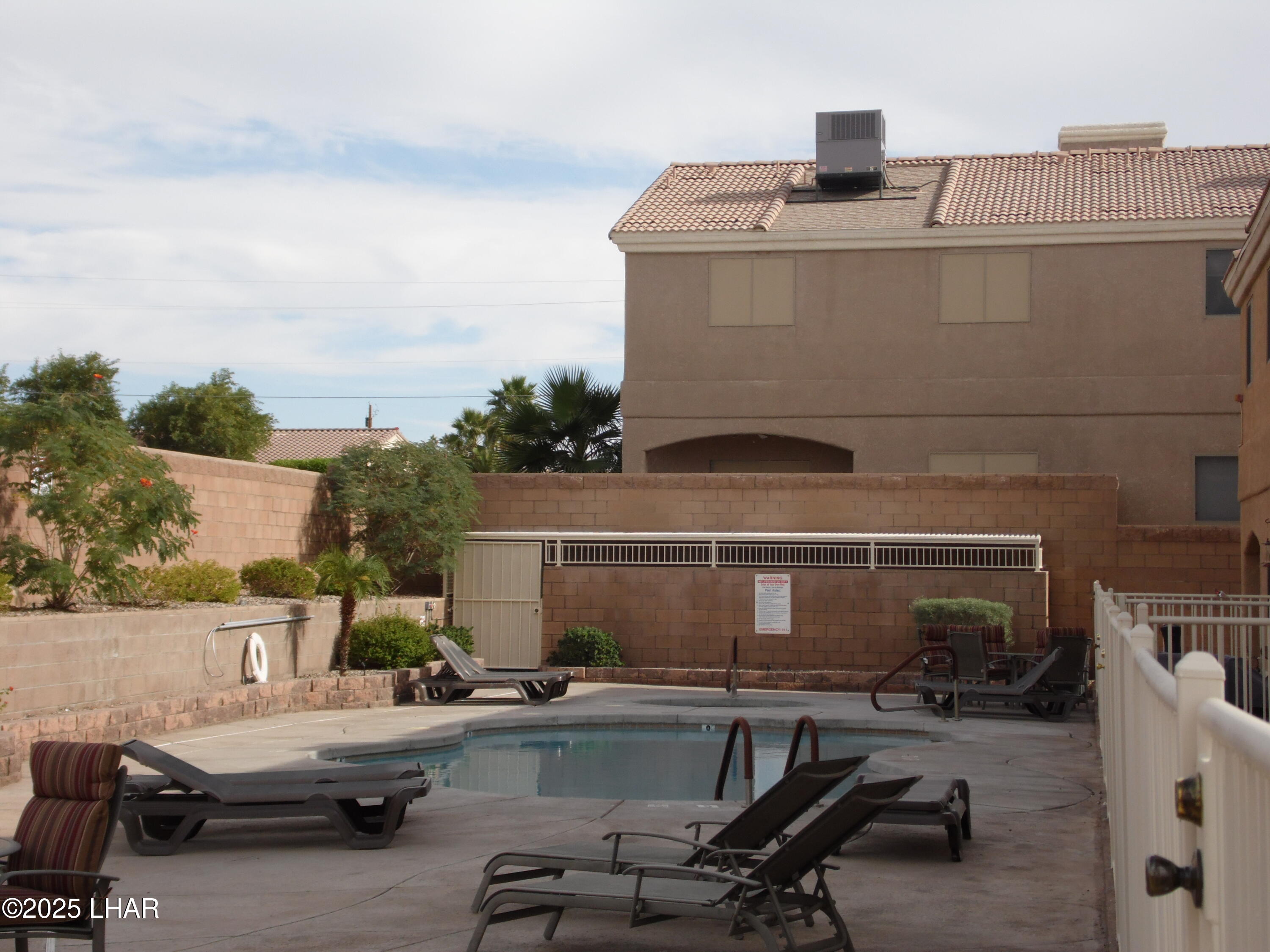 3470 Kearsage Dr E102 Property Photo 49